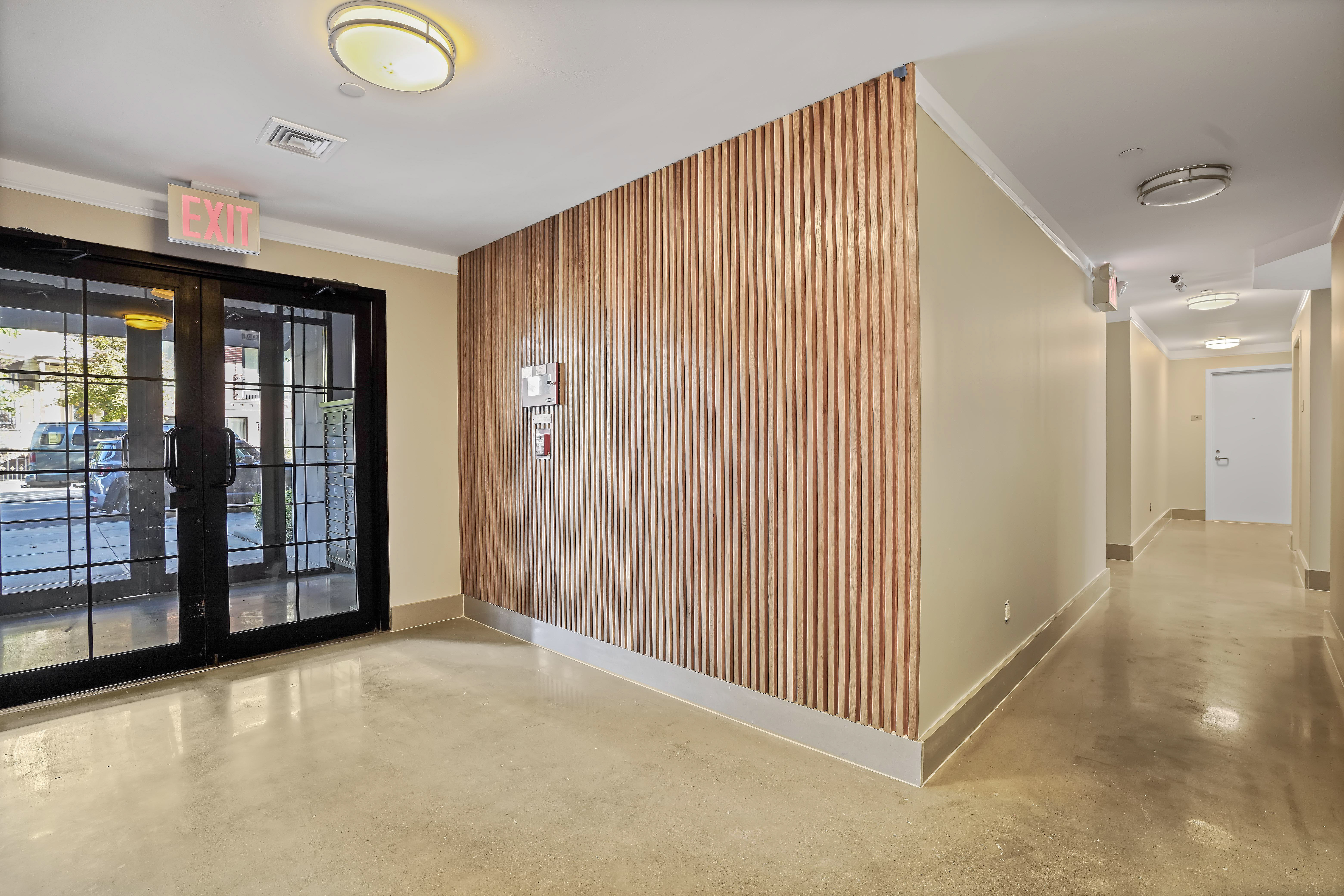 23 Bleecker St. 3b 