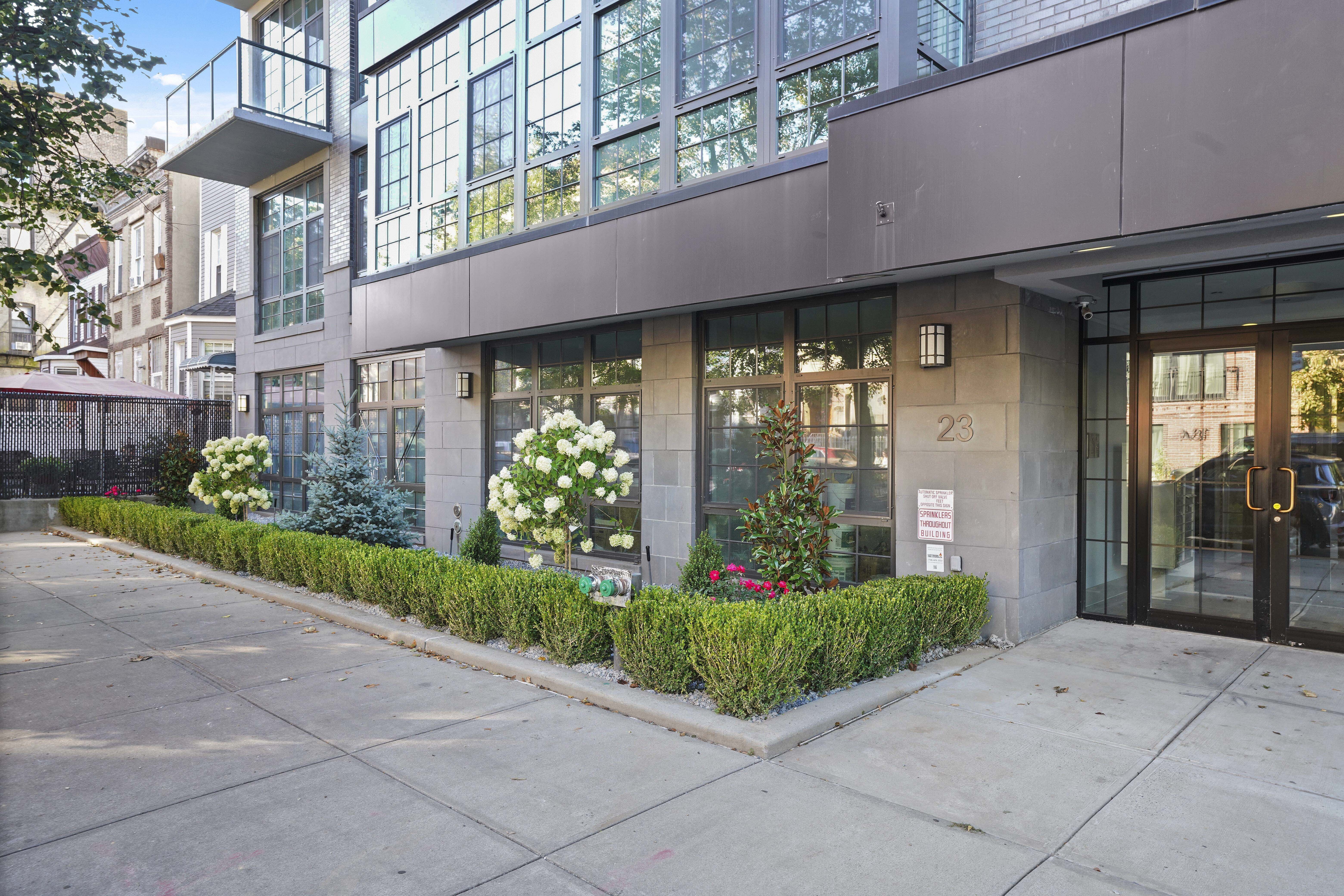 23 Bleecker St. 3b 
