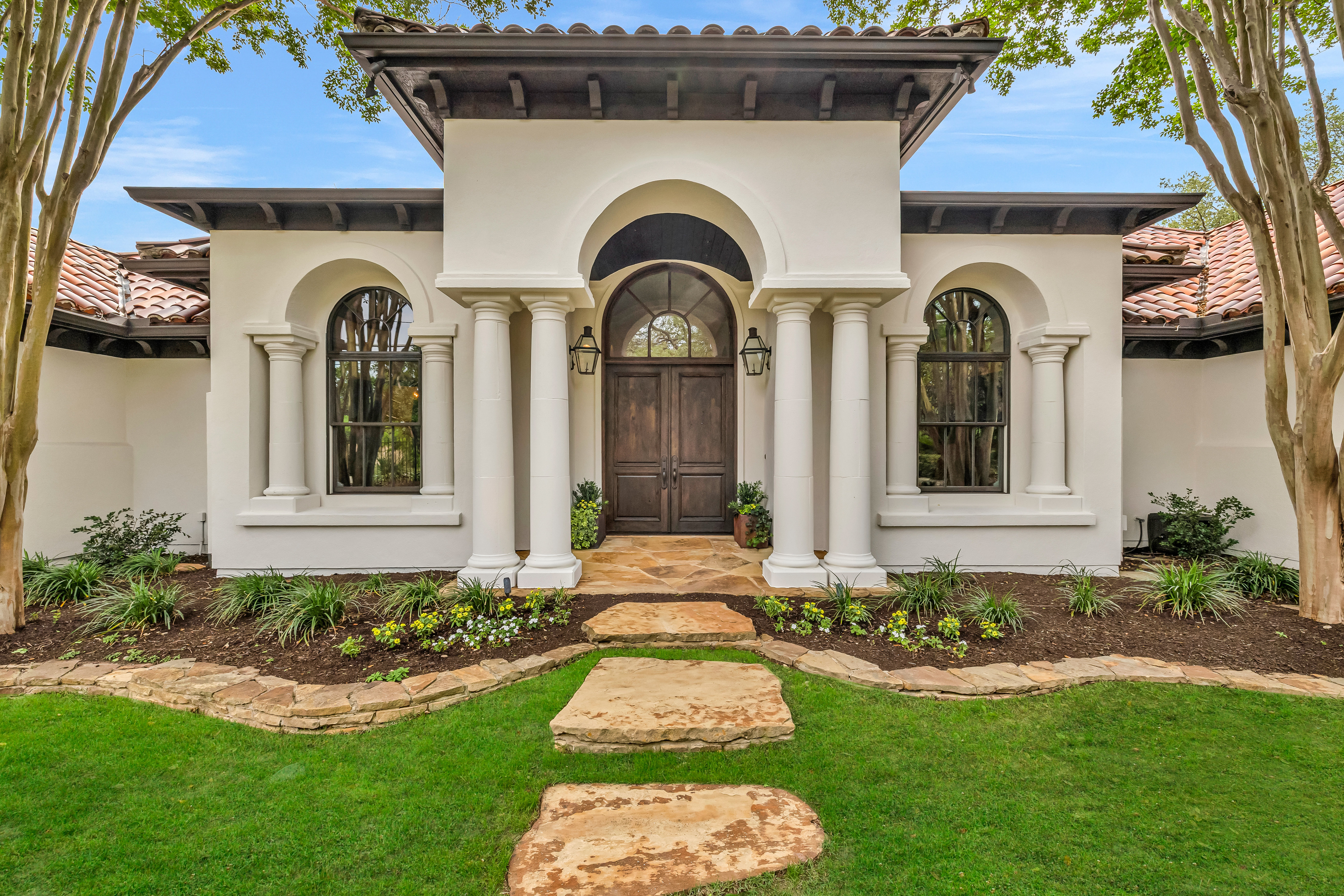 1710 Mount Larson Road 