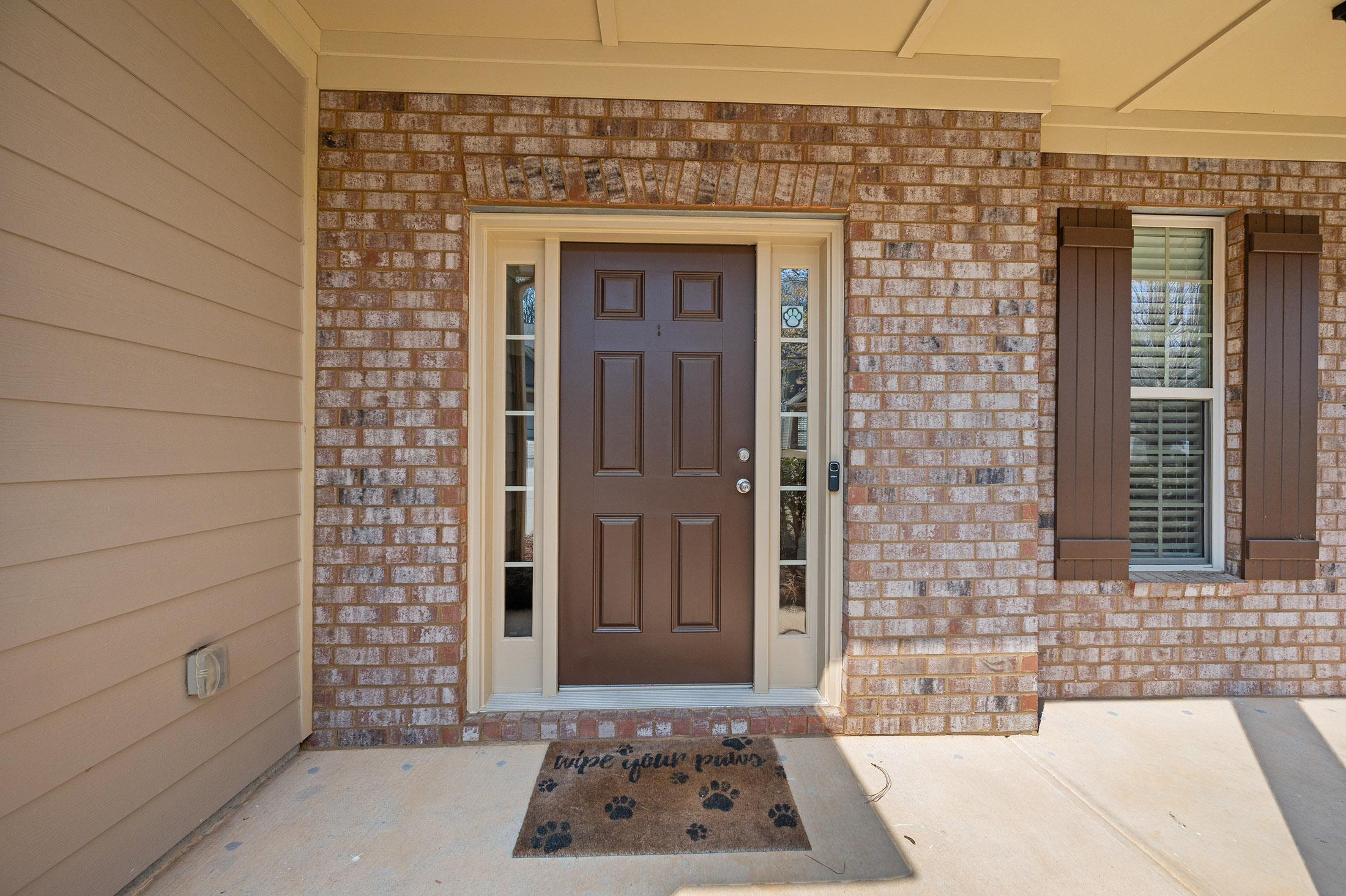 142 Manor Lane