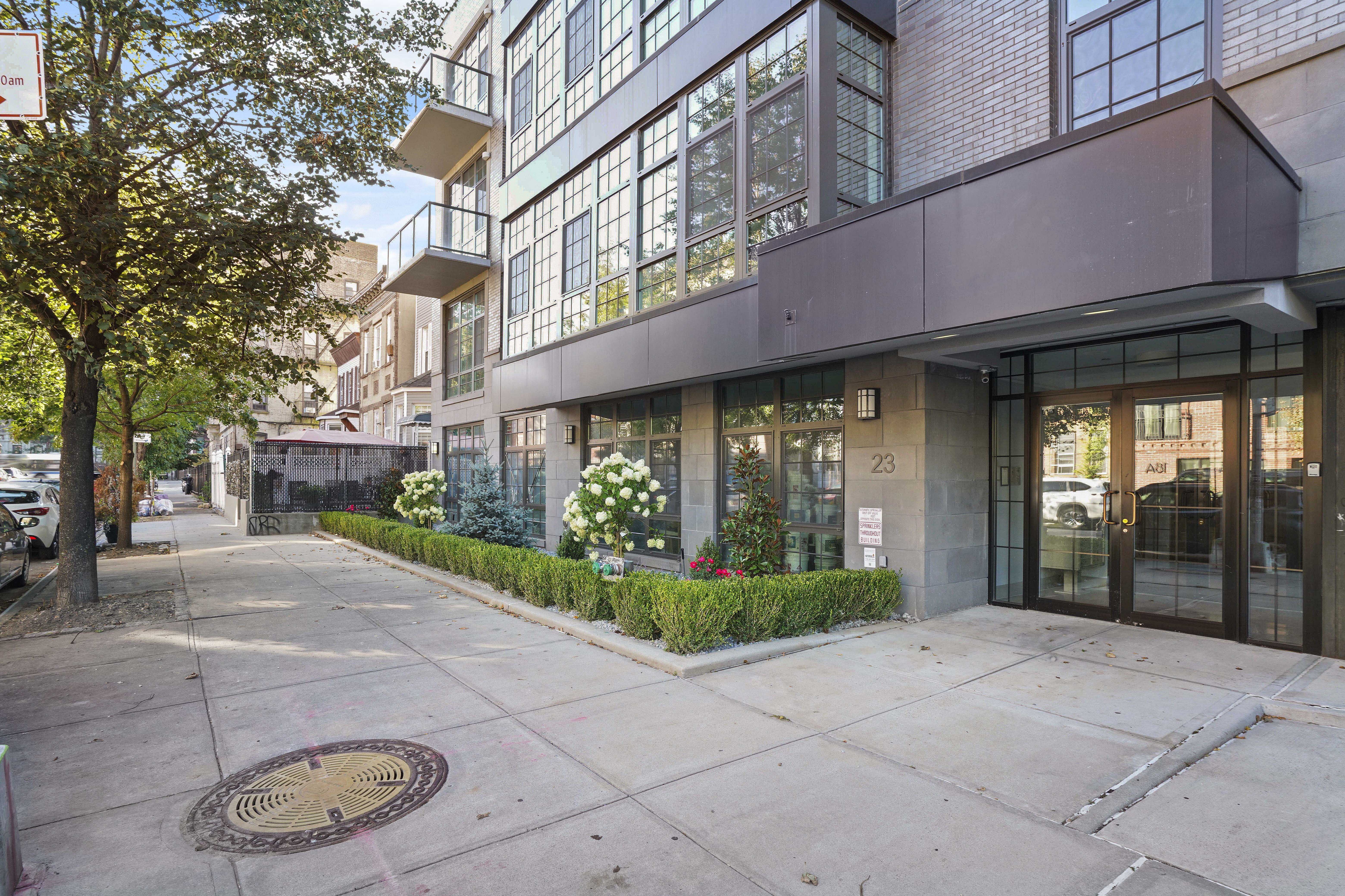 23 Bleecker St. 4a 