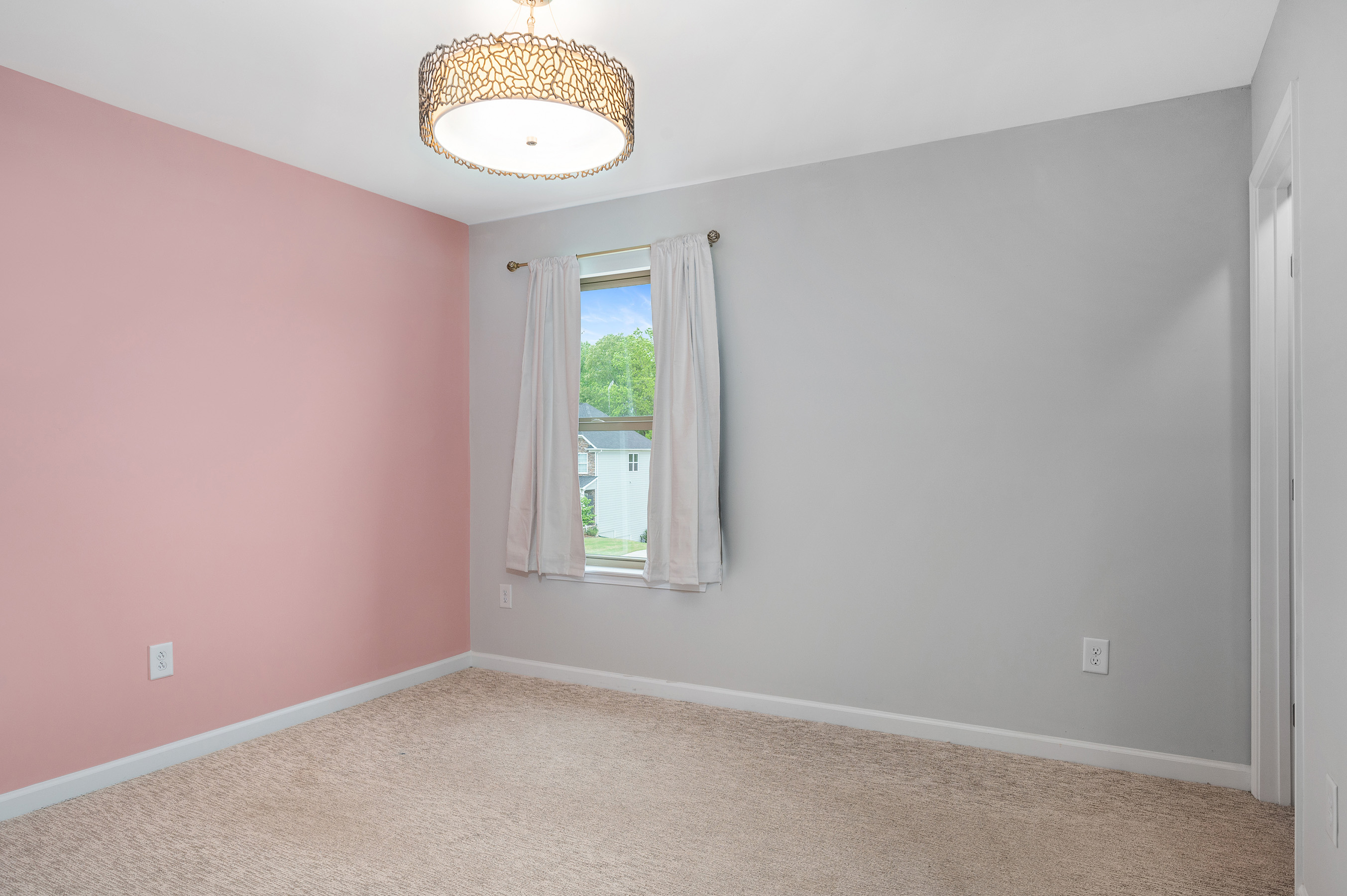 800 Ivy Crest Lane