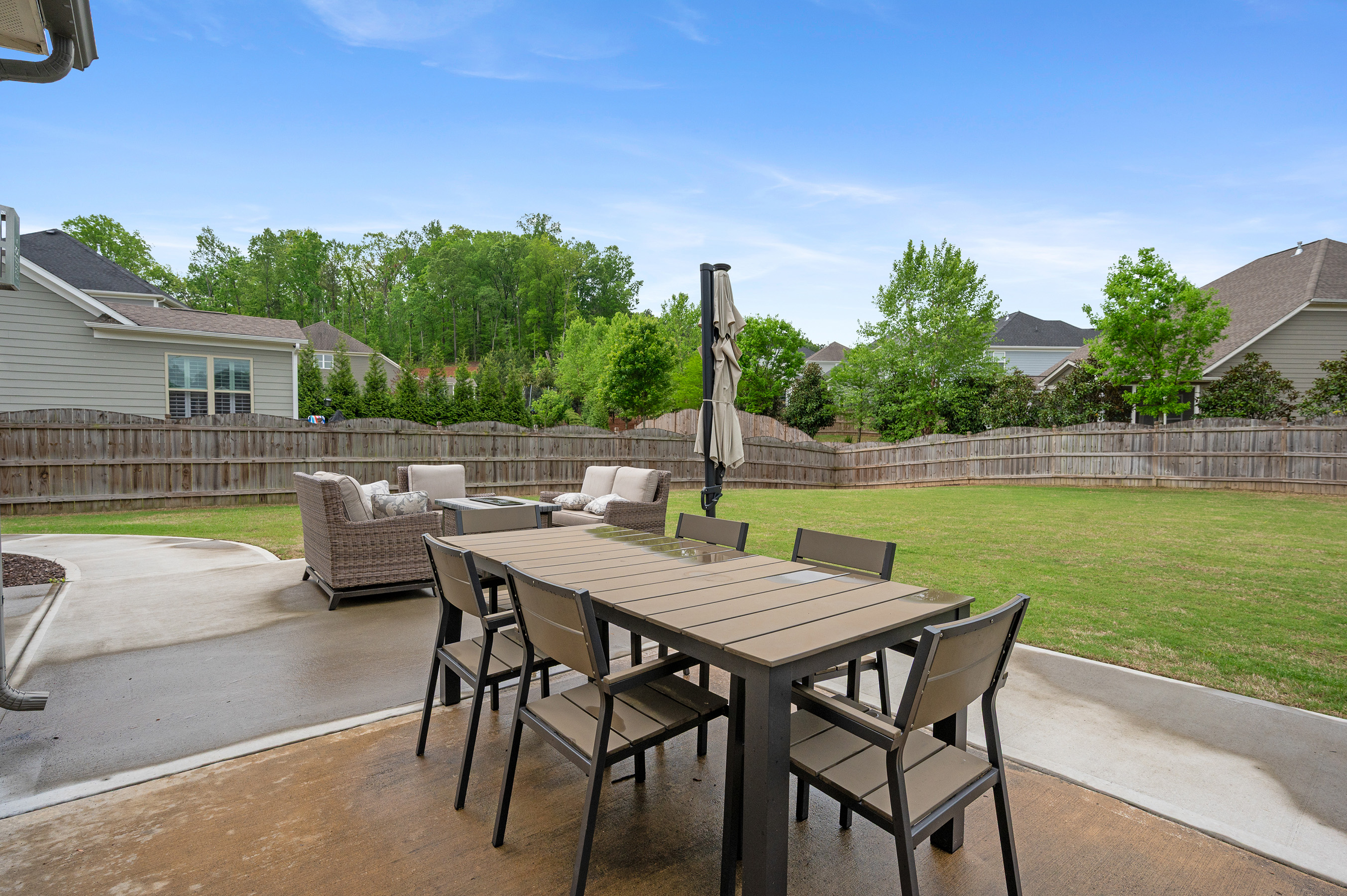 800 Ivy Crest Lane