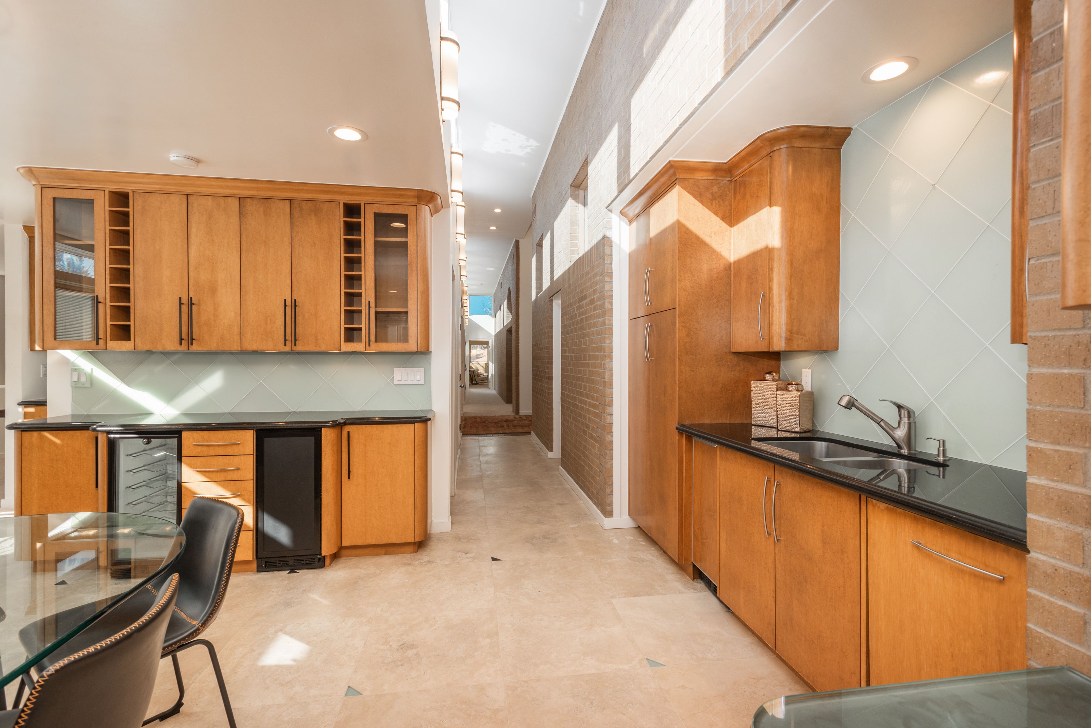 4208 S Hudson Pkwy 
