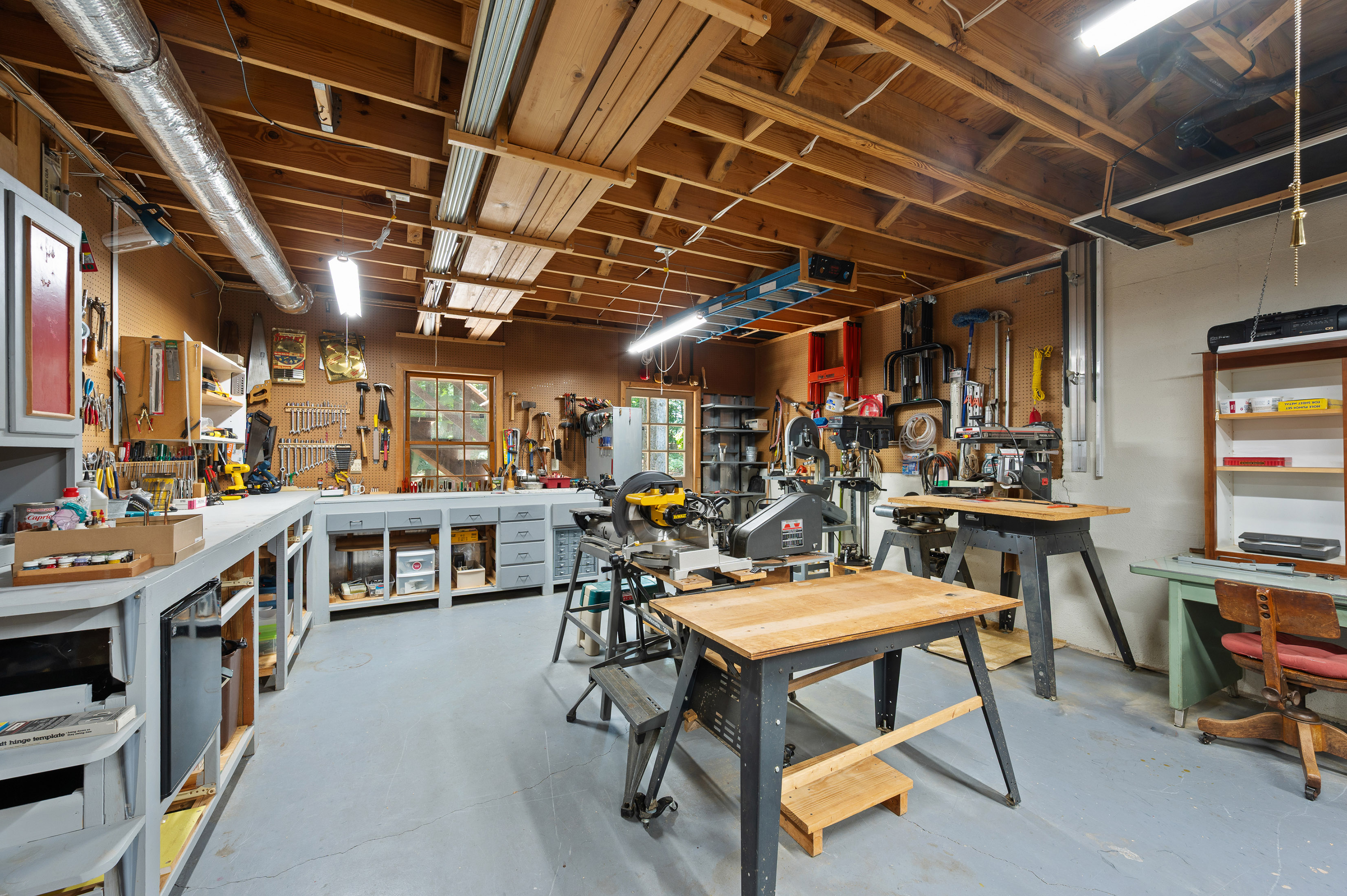 11740 Mountain Laurel Drive