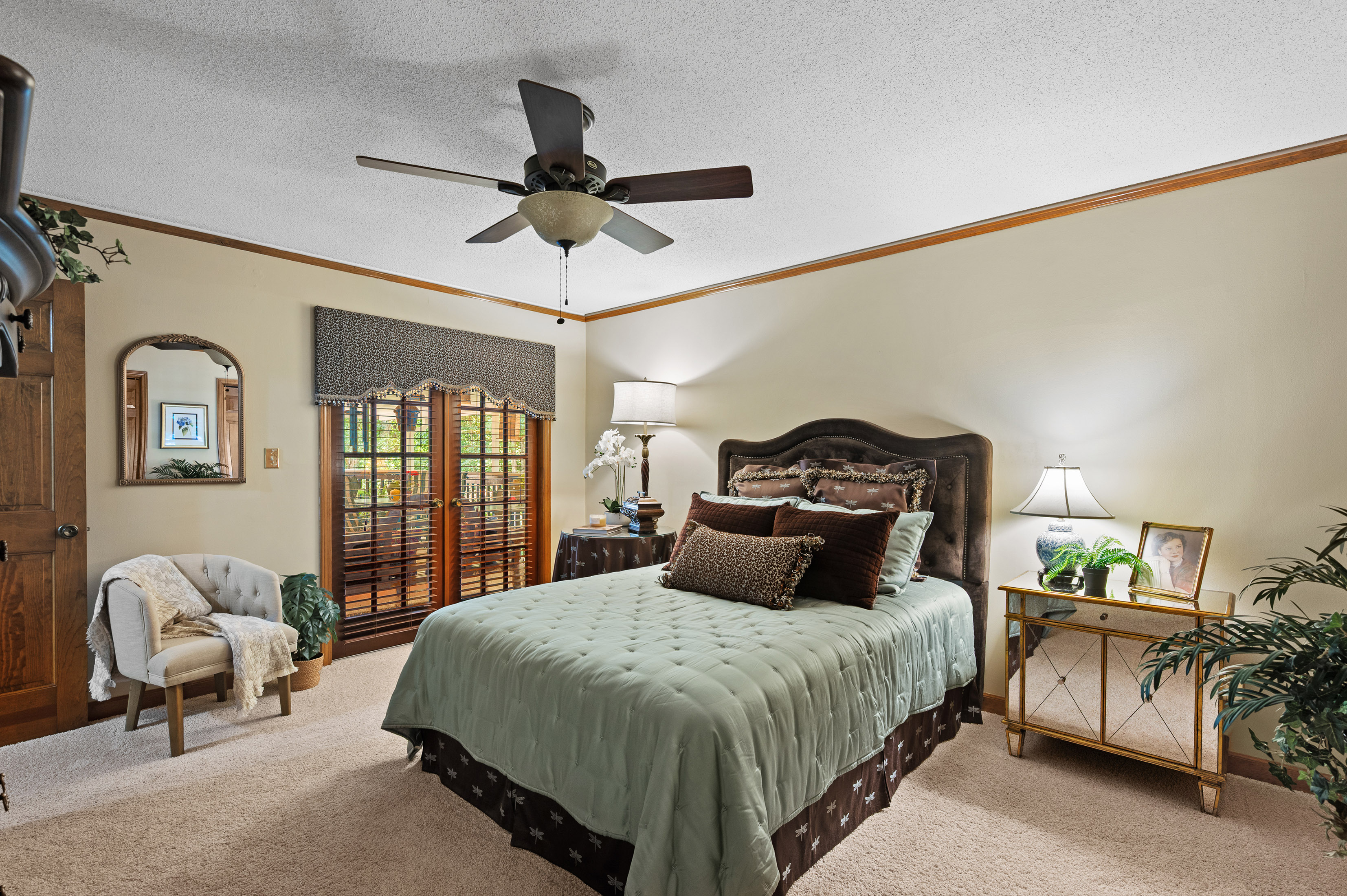 11740 Mountain Laurel Drive