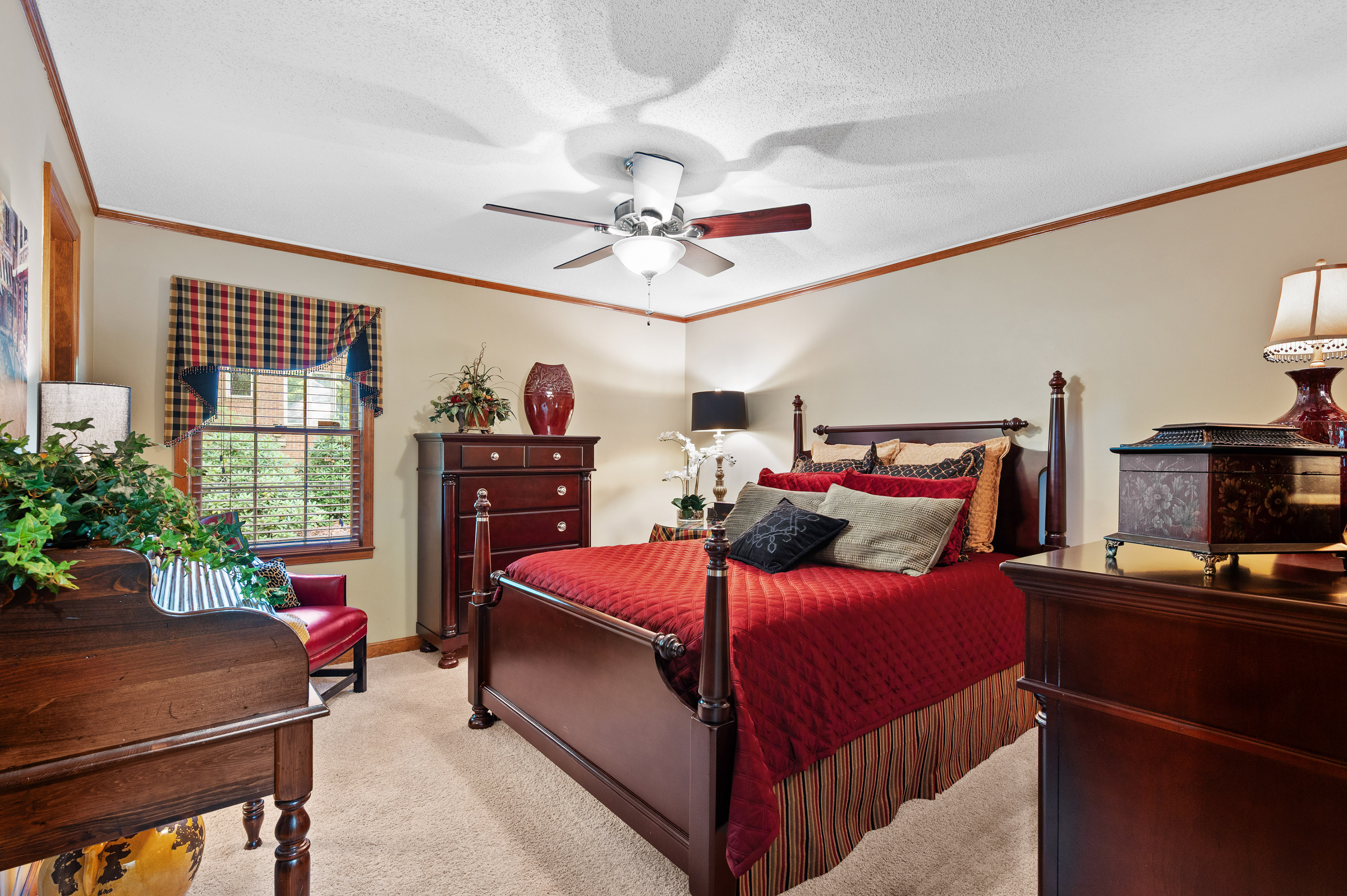 11740 Mountain Laurel Drive