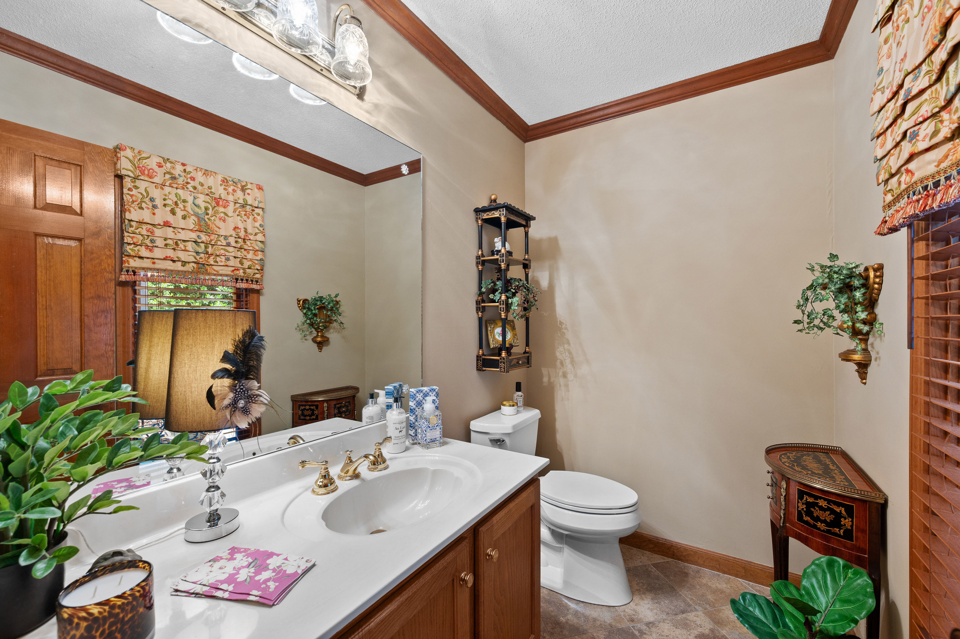11740 Mountain Laurel Drive
