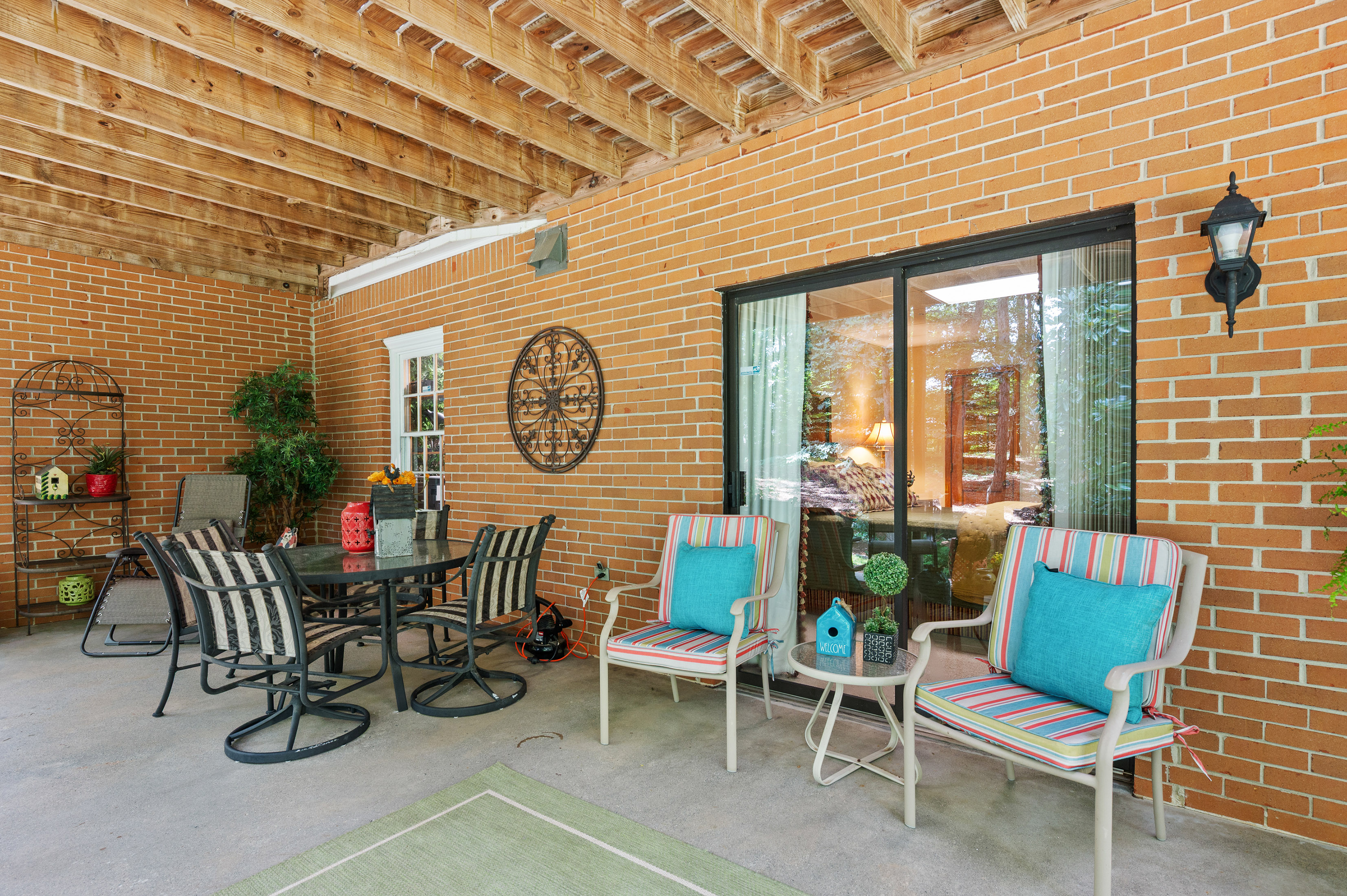 11740 Mountain Laurel Drive