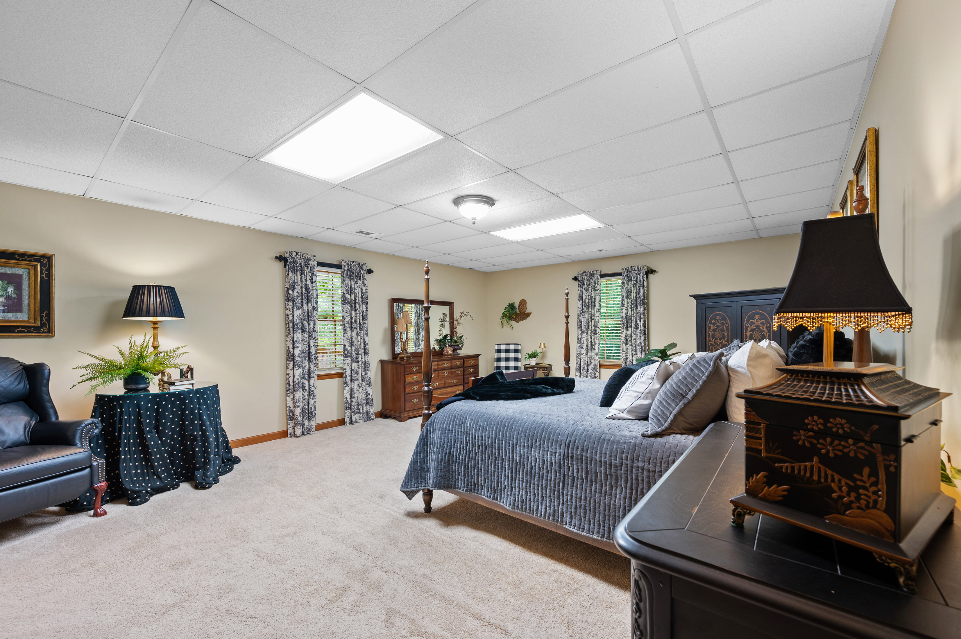 11740 Mountain Laurel Drive