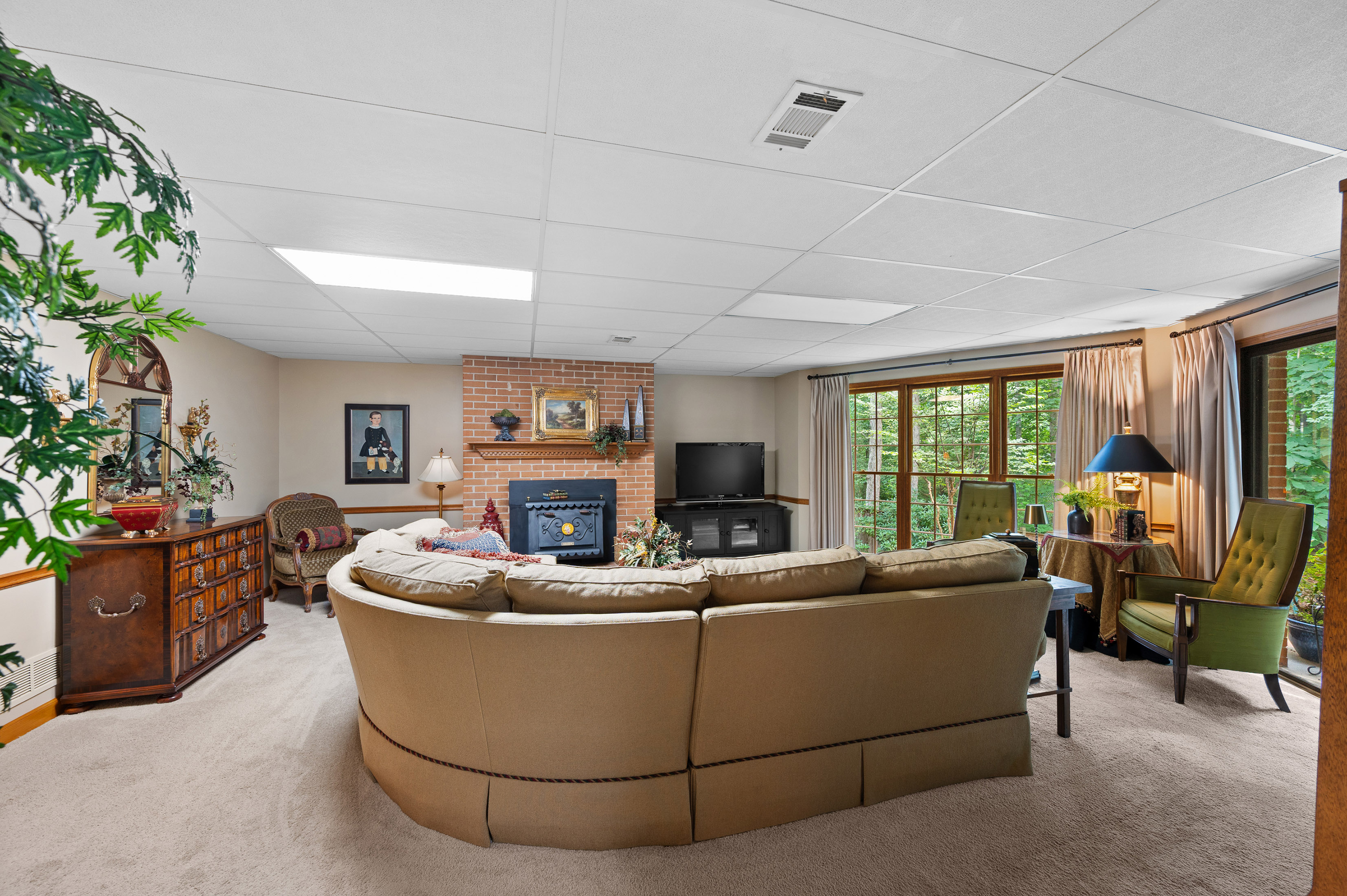 11740 Mountain Laurel Drive