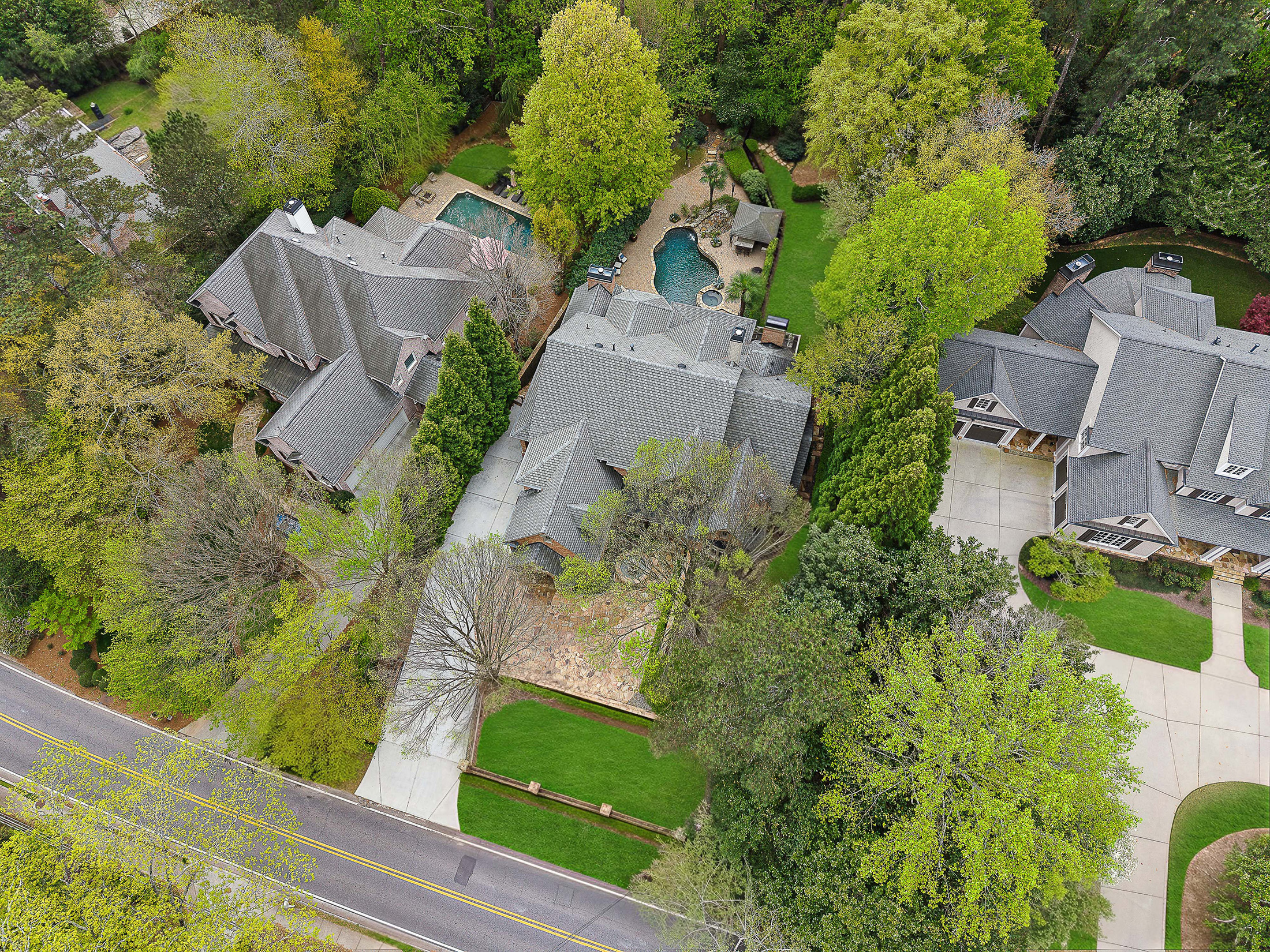 4966 Long Island Drive