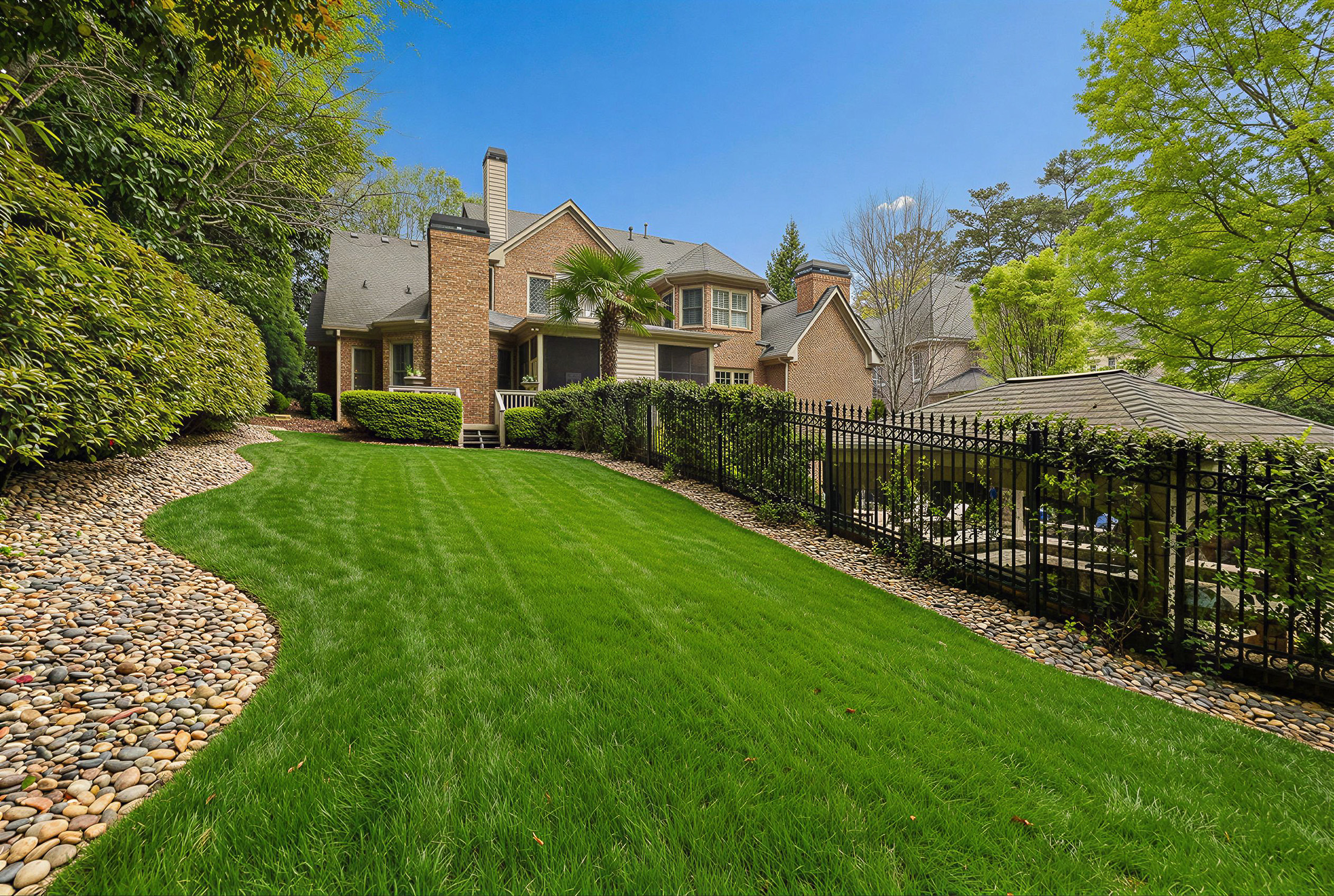 4966 Long Island Drive