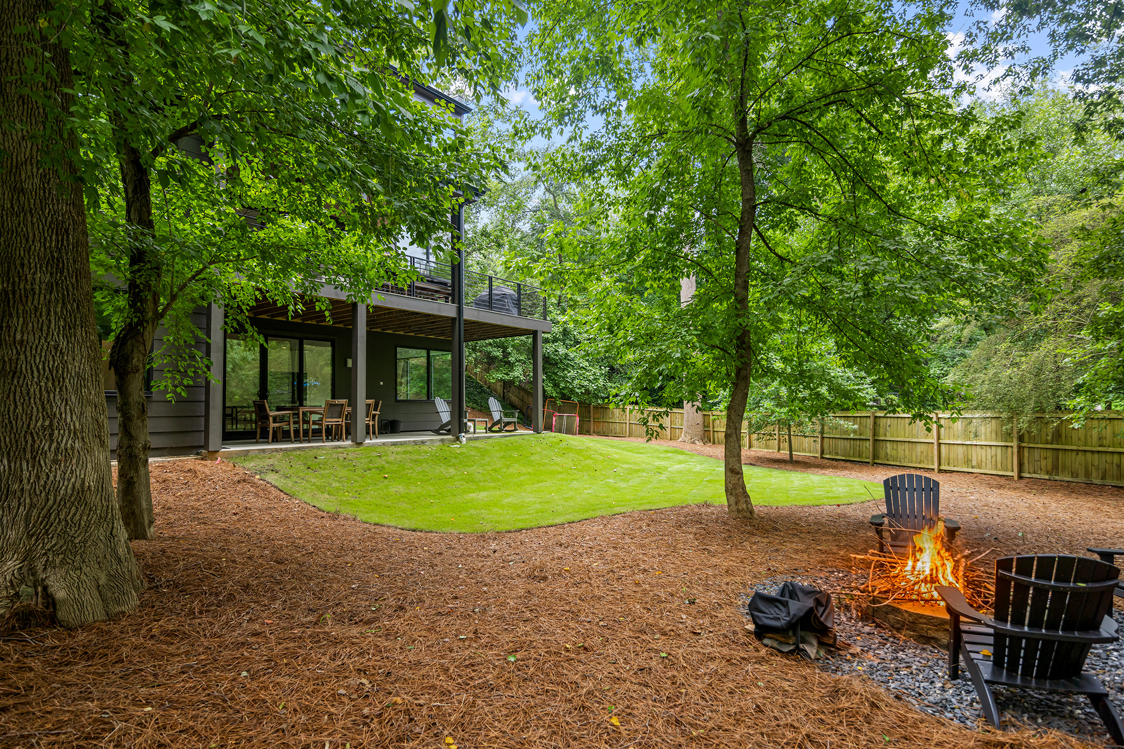 2460 Howell Mill Road NW