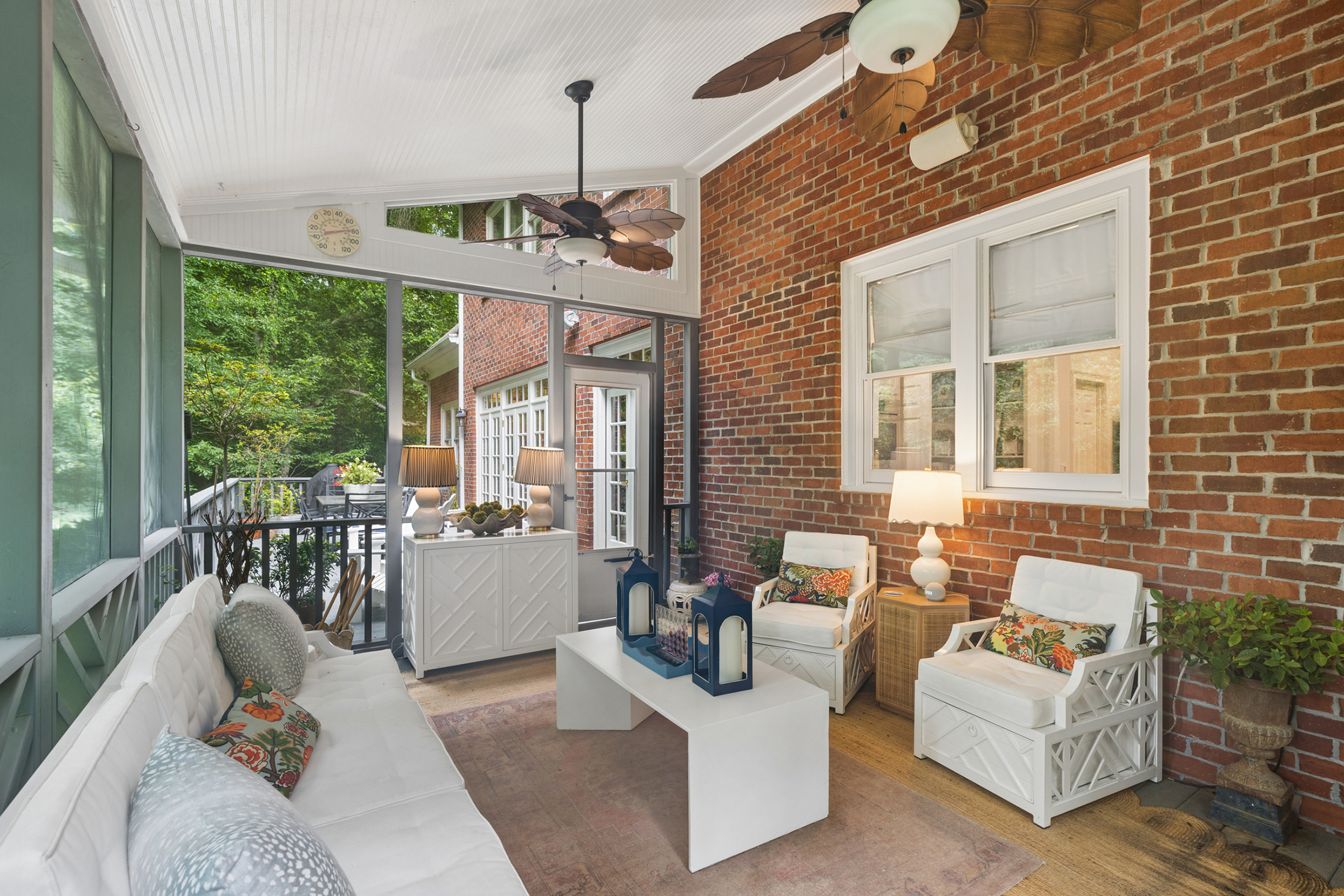 553 Bryn Mawr Lane NW