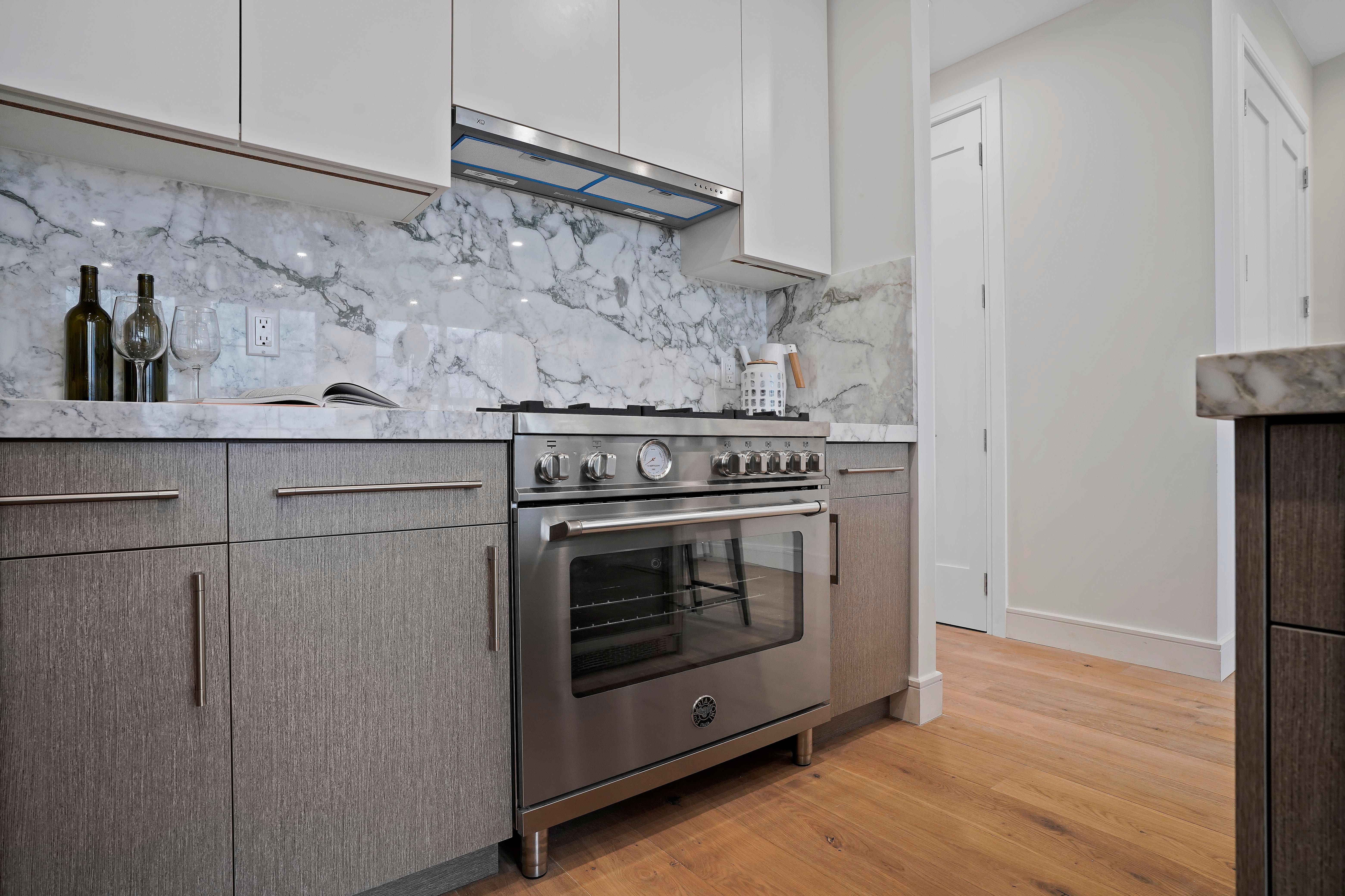 1712 10th Ave. 3d 