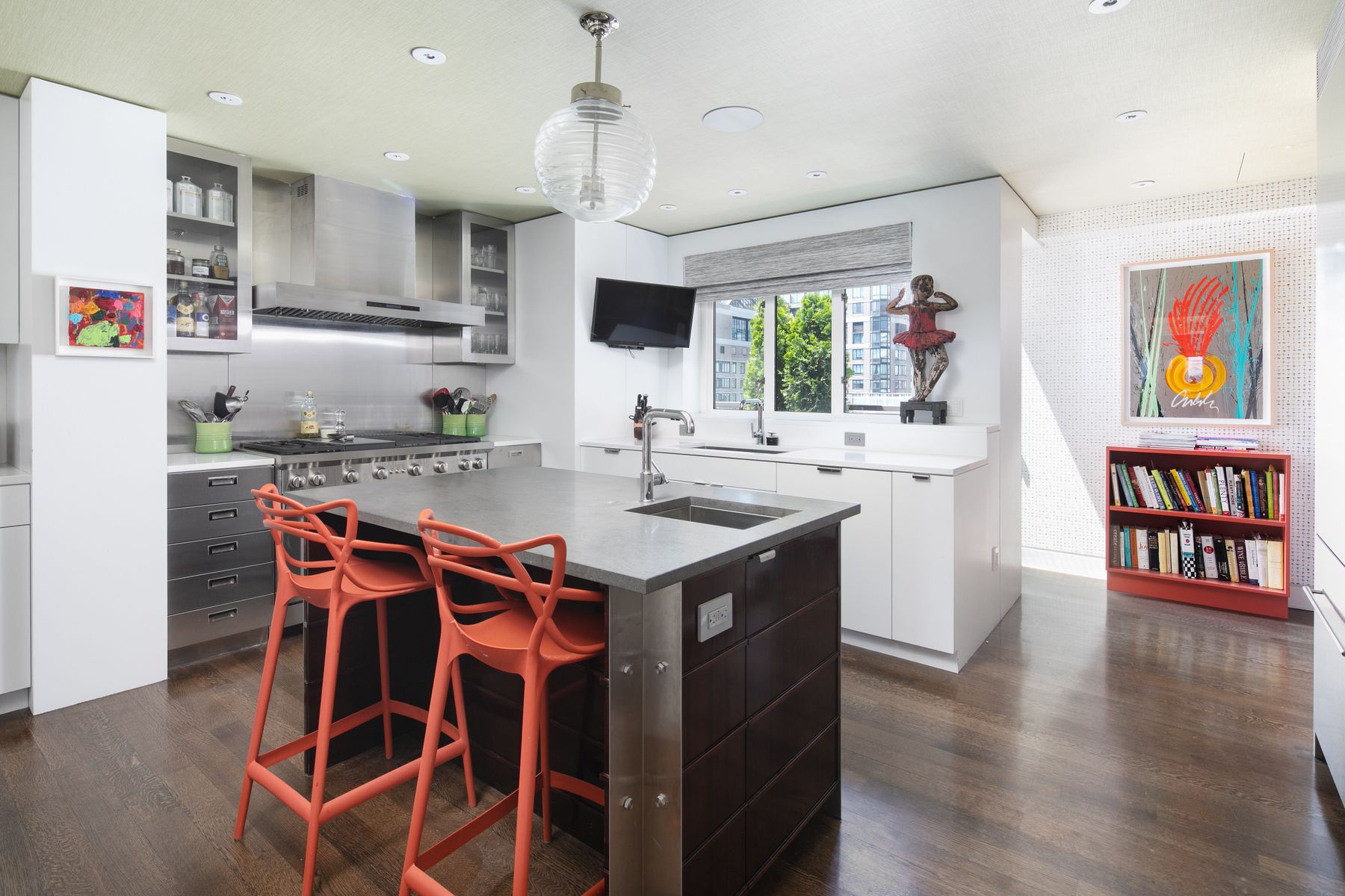 200 East 66th Street PH-E2101