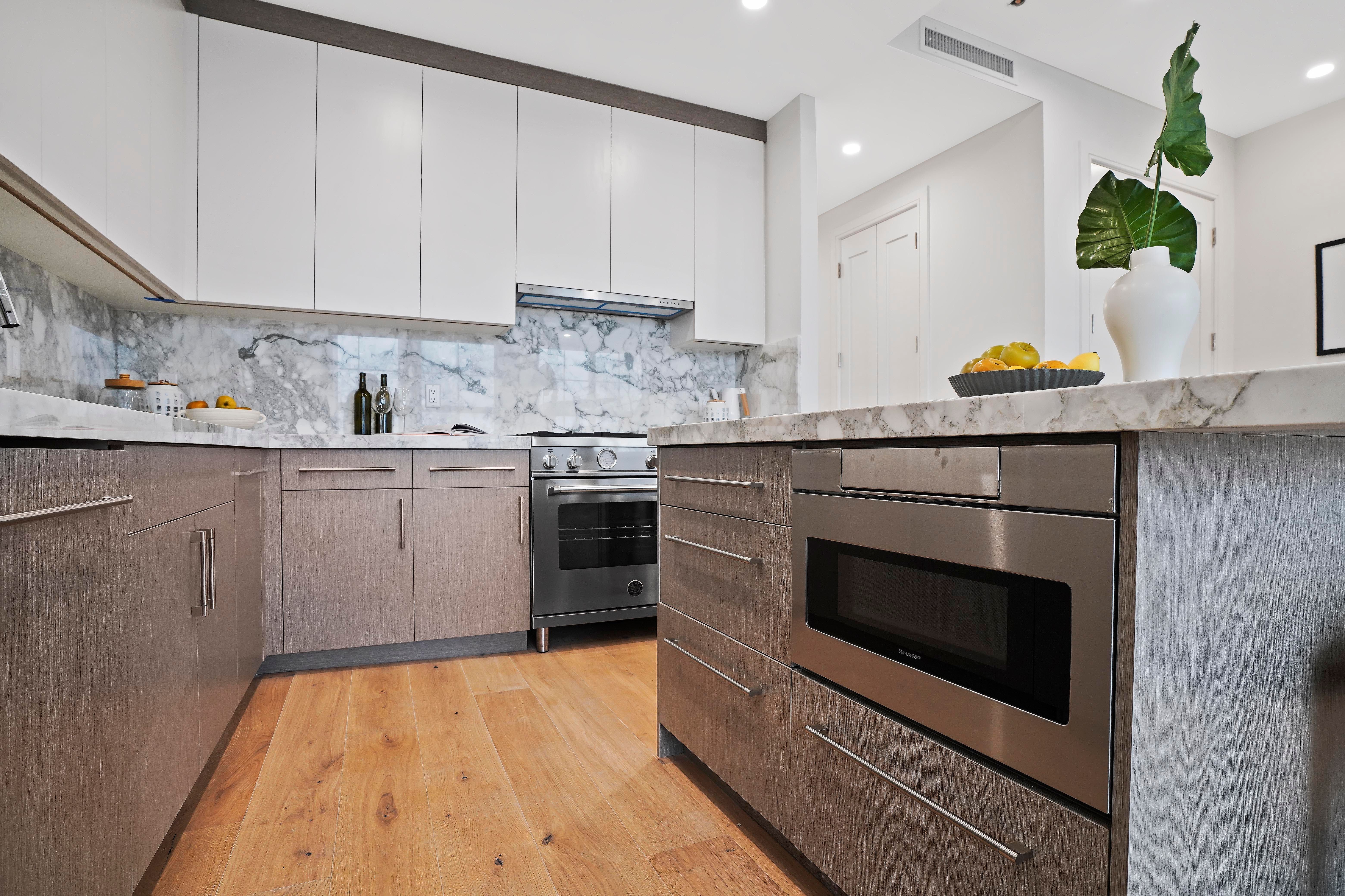 1712 10th Ave. 3b 