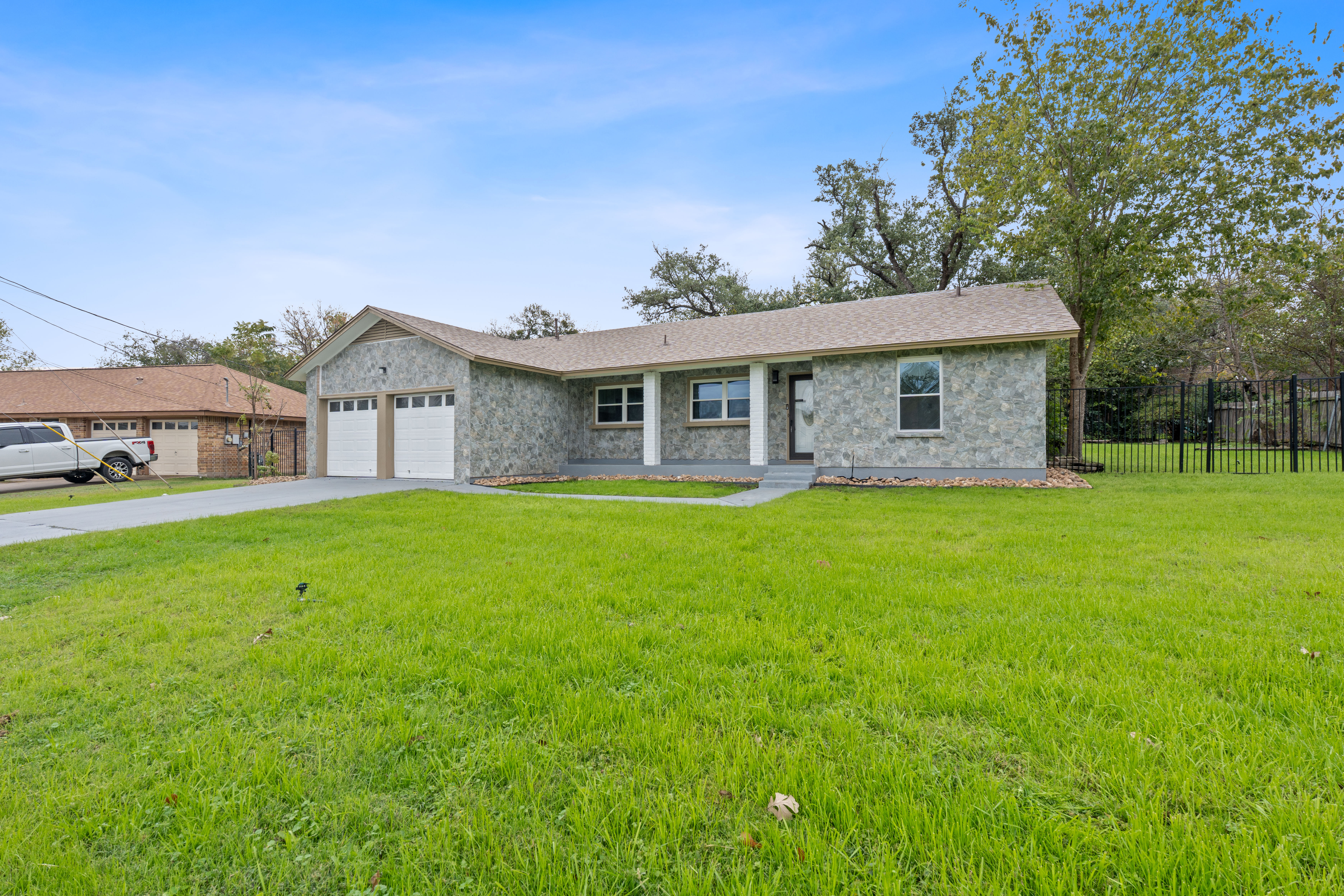 505 Meadowbrook Drive 
