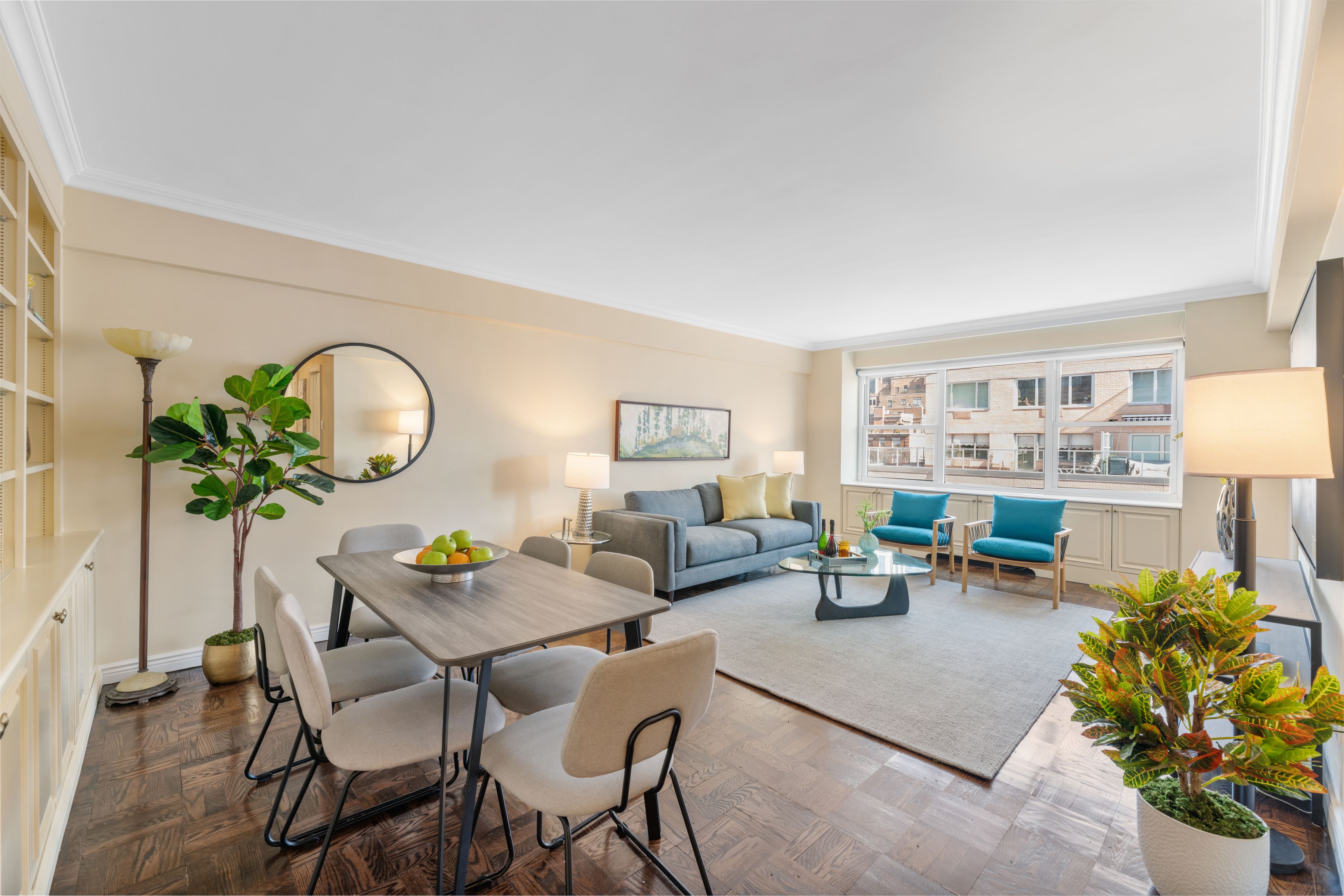 45 Sutton Place South 19C