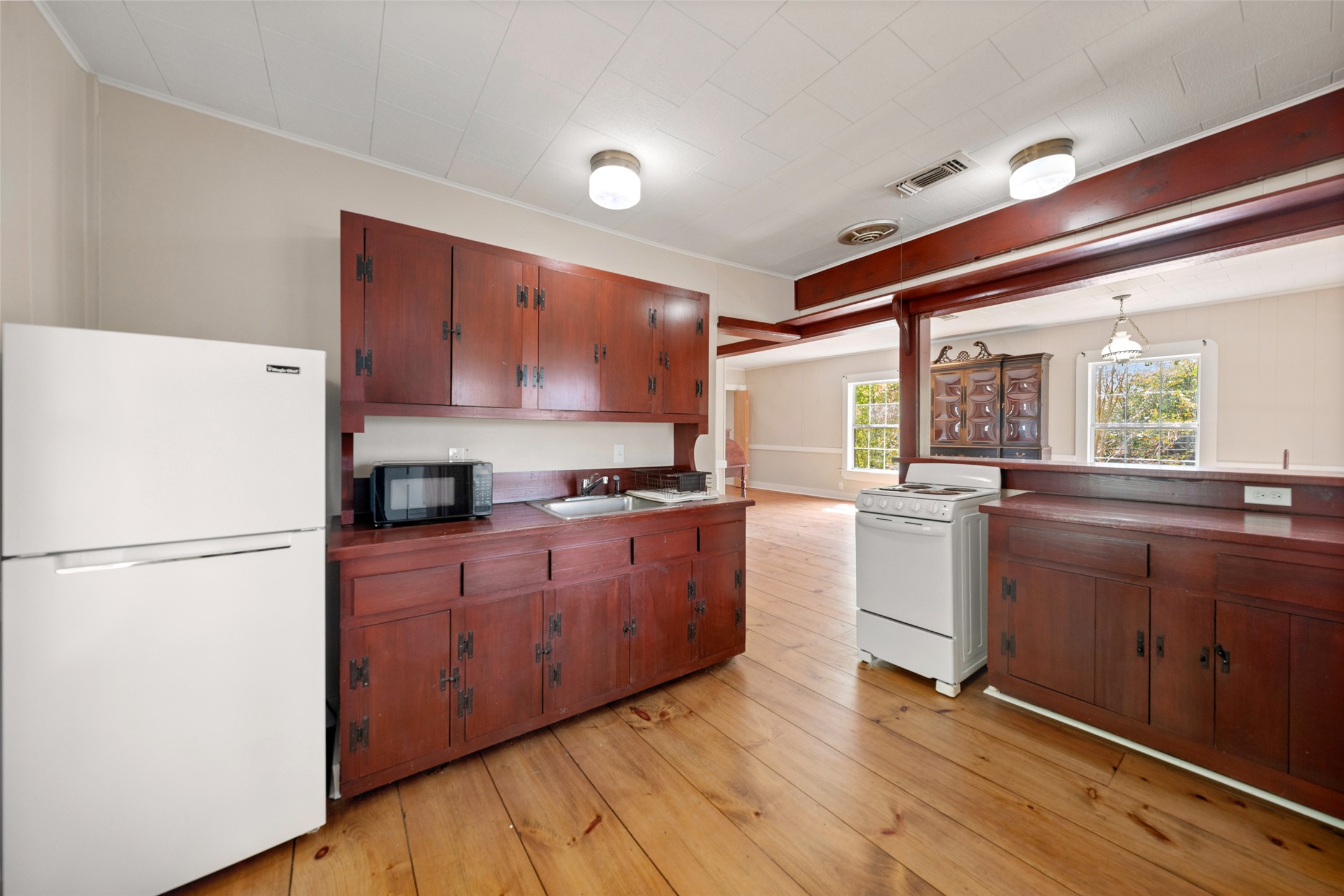 38914 Sampson Road