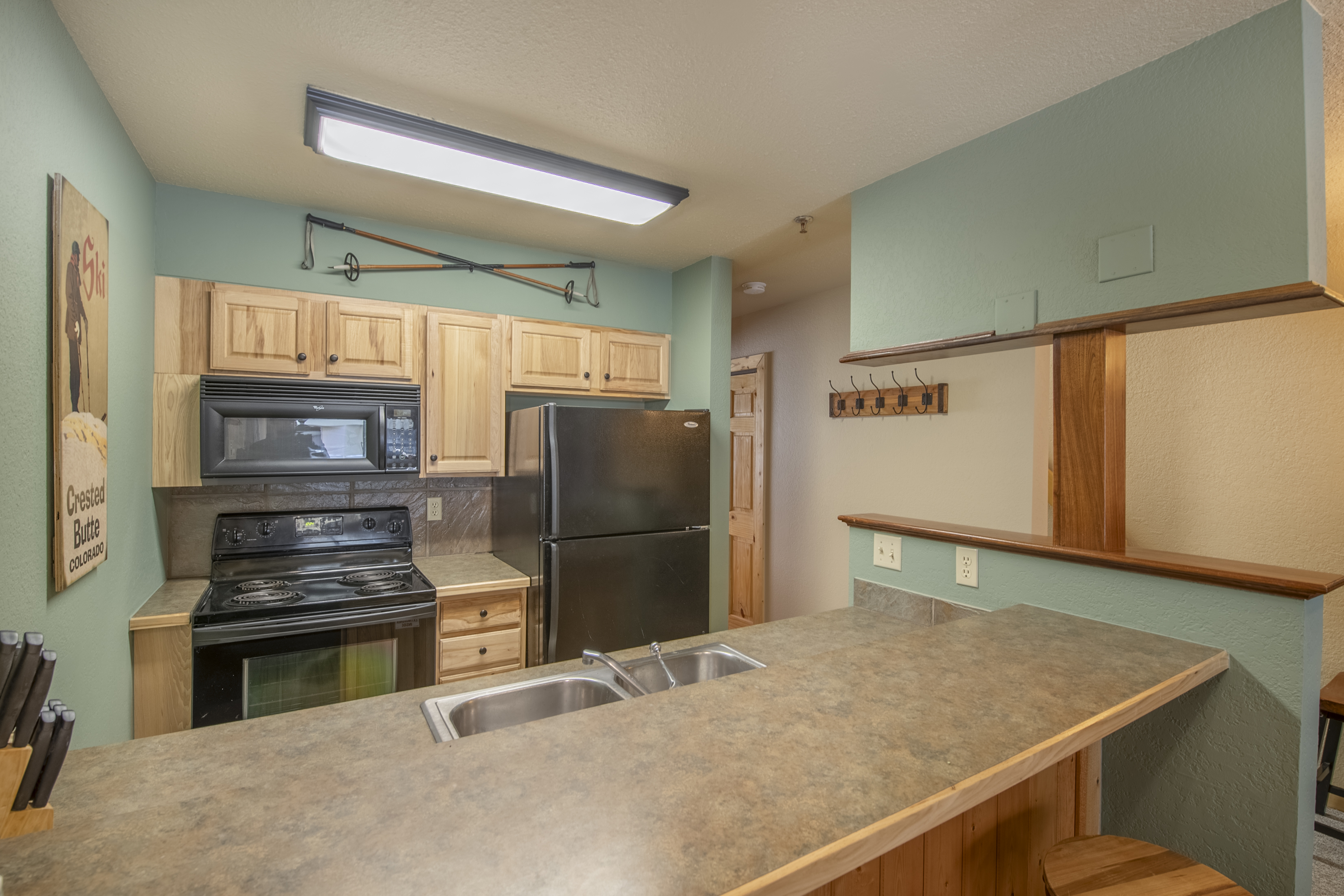 11 Emmons Road 428