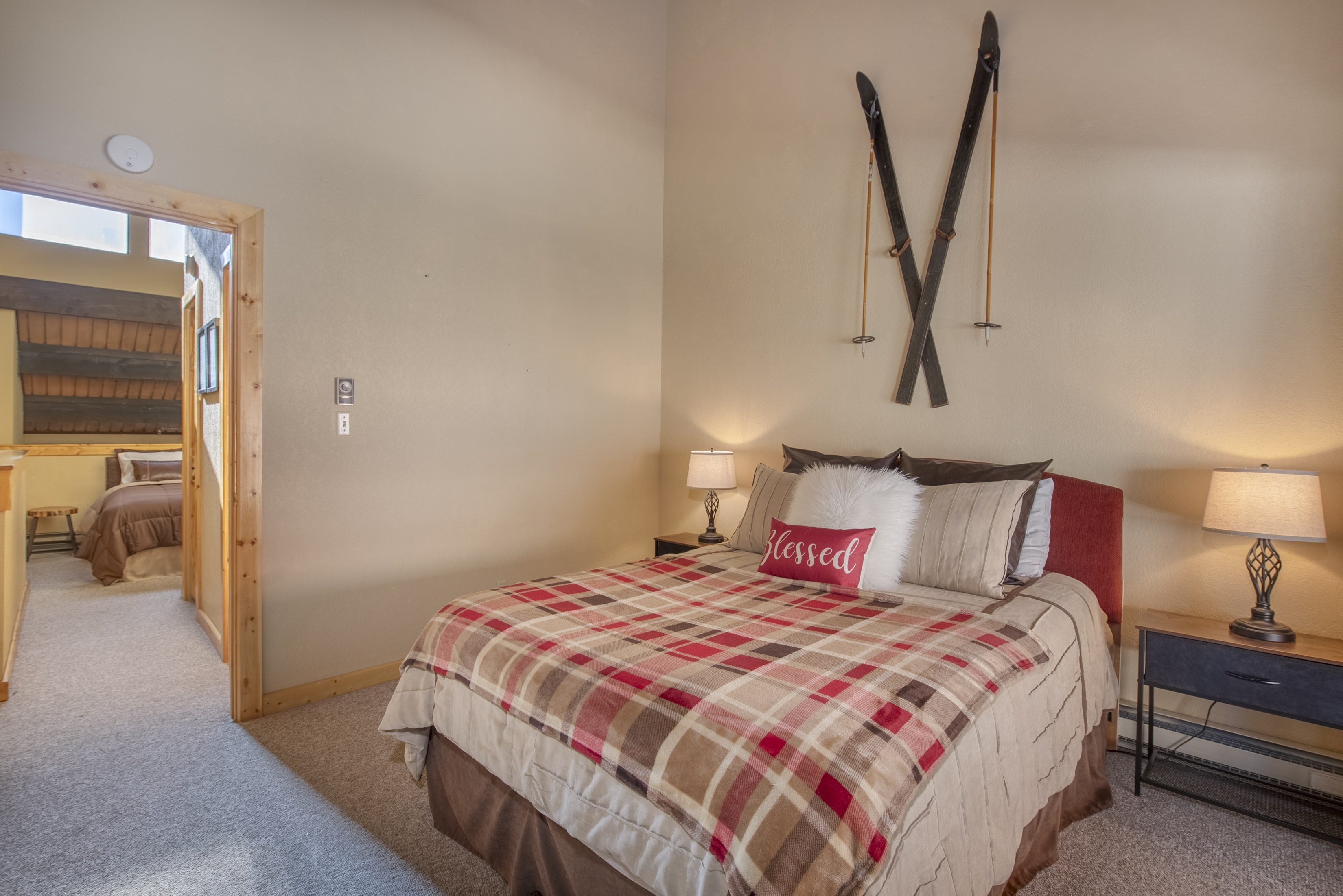 11 Emmons Road 428