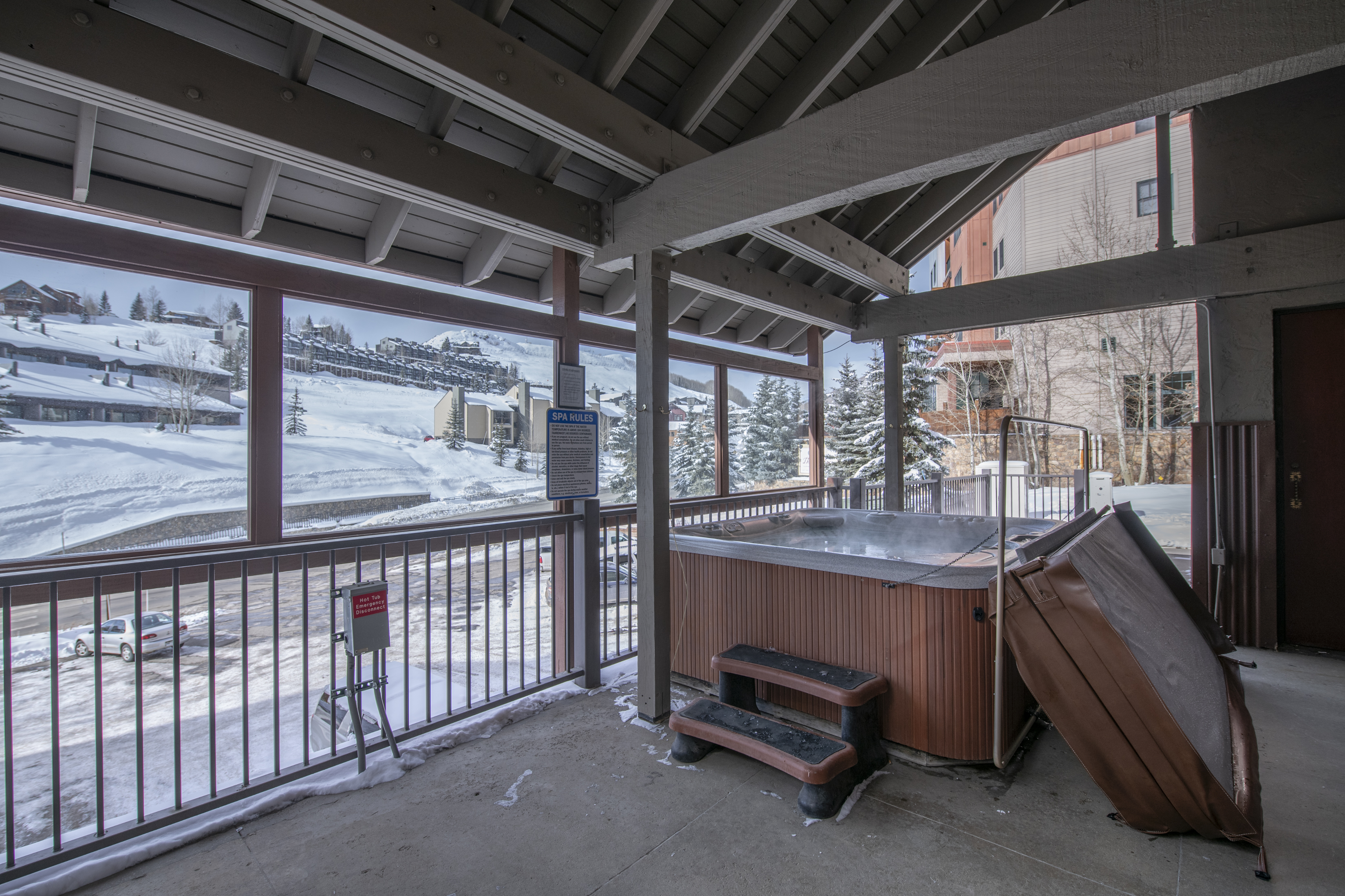 11 Emmons Road 428