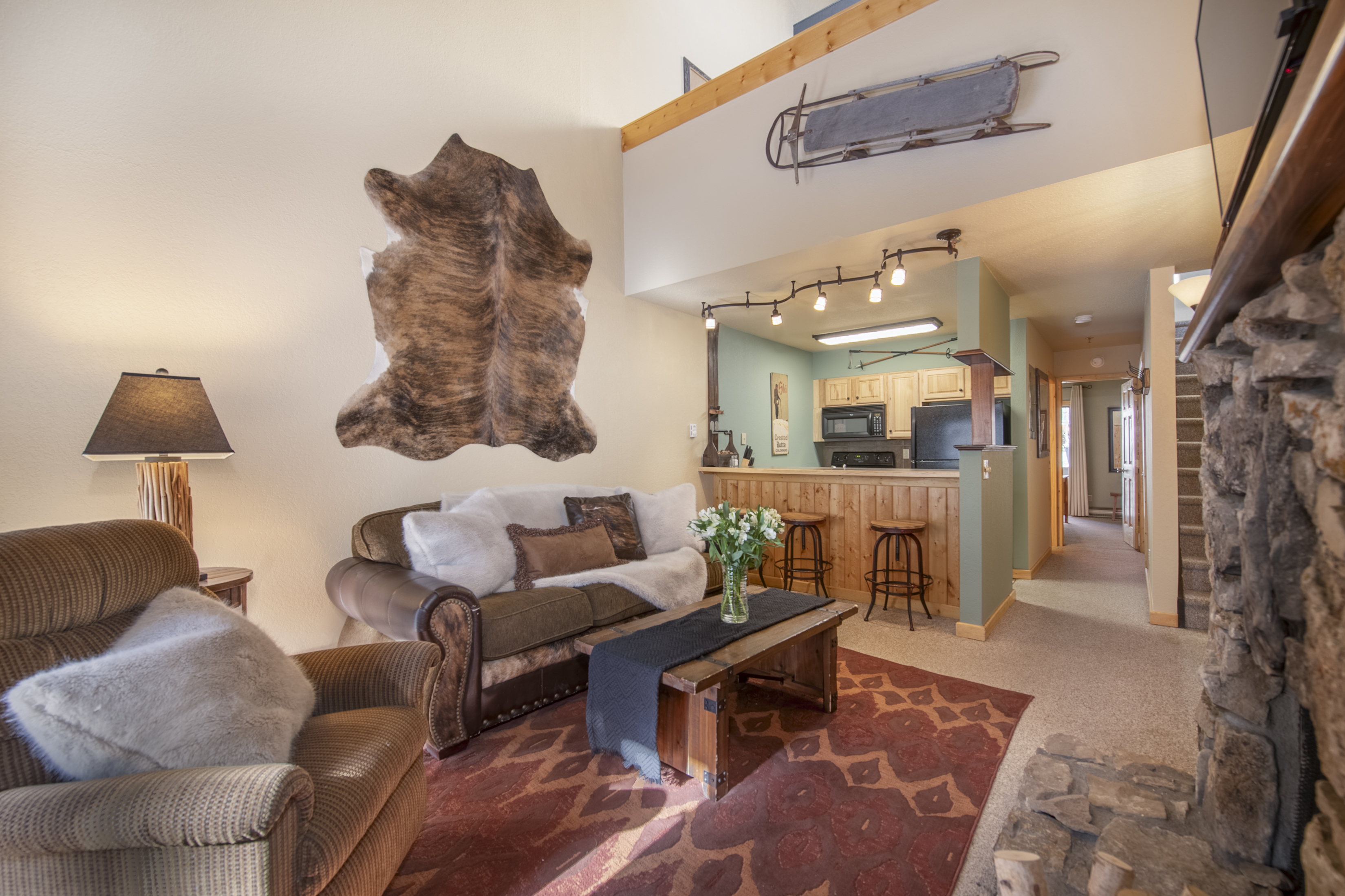 11 Emmons Road 428