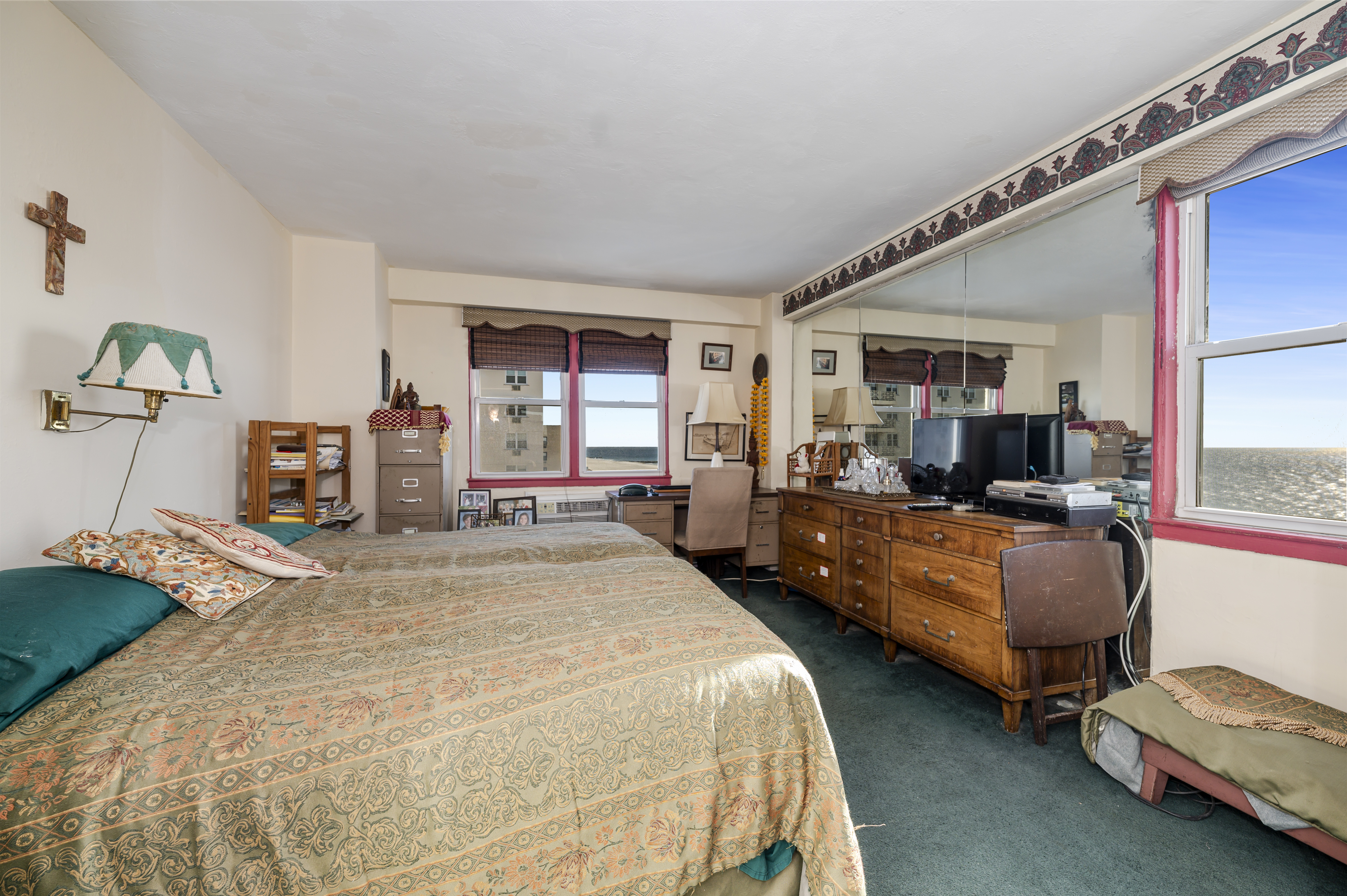 430 Shore Road Unit# 6D