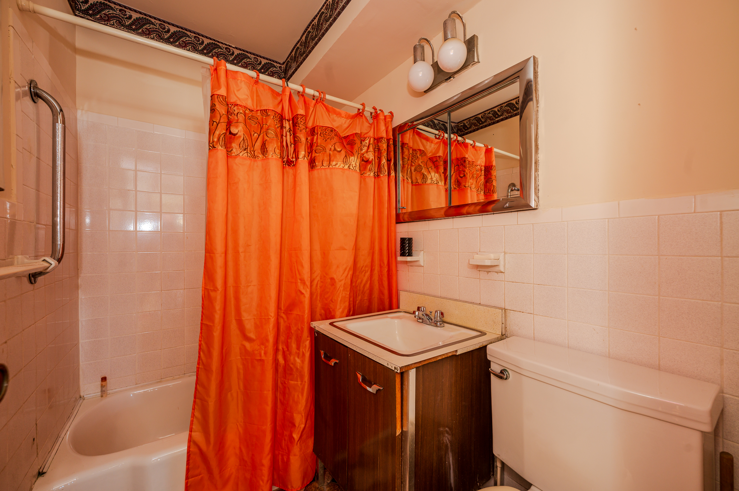 430 Shore Road Unit# 6D