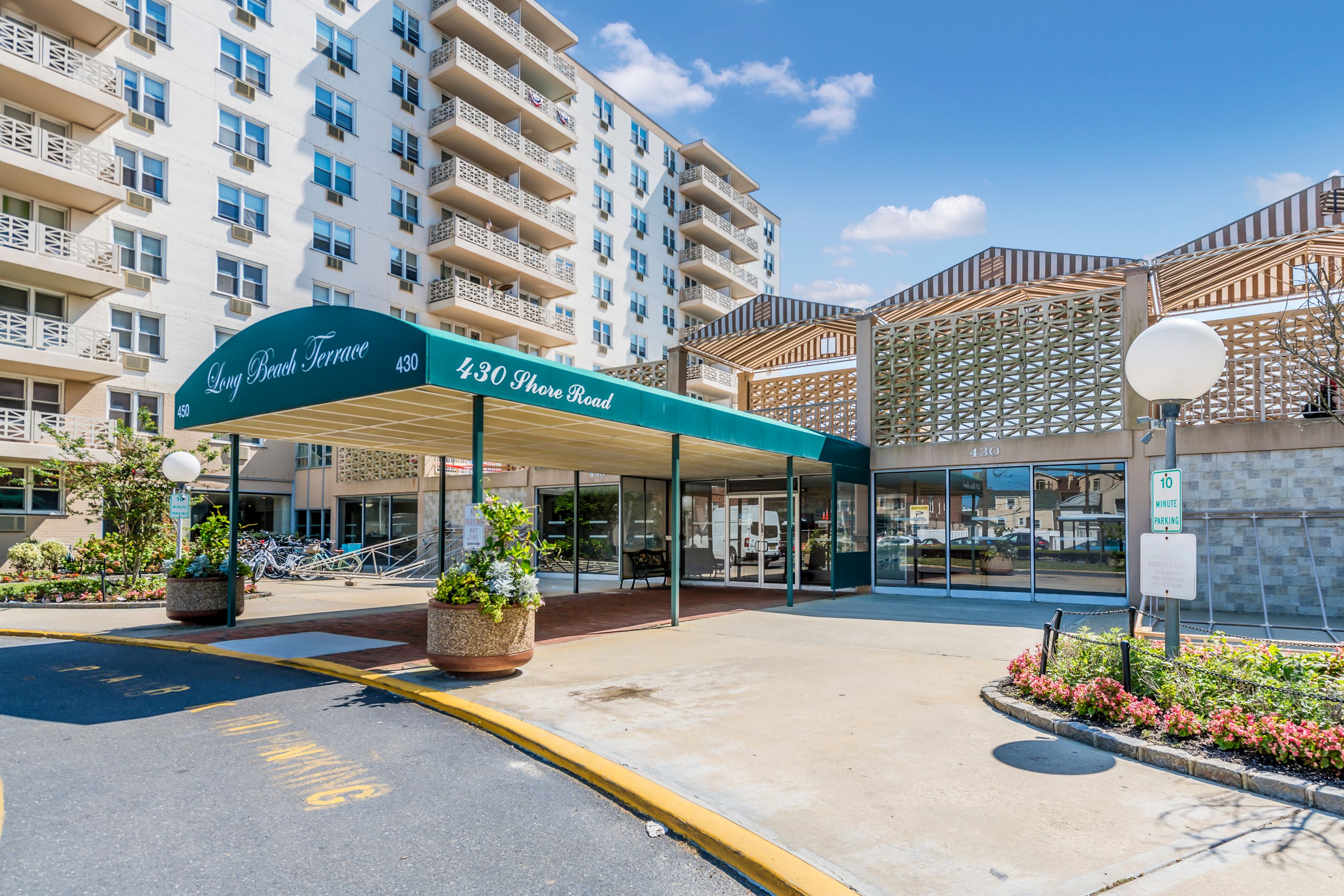 430 Shore Road Unit# 6D