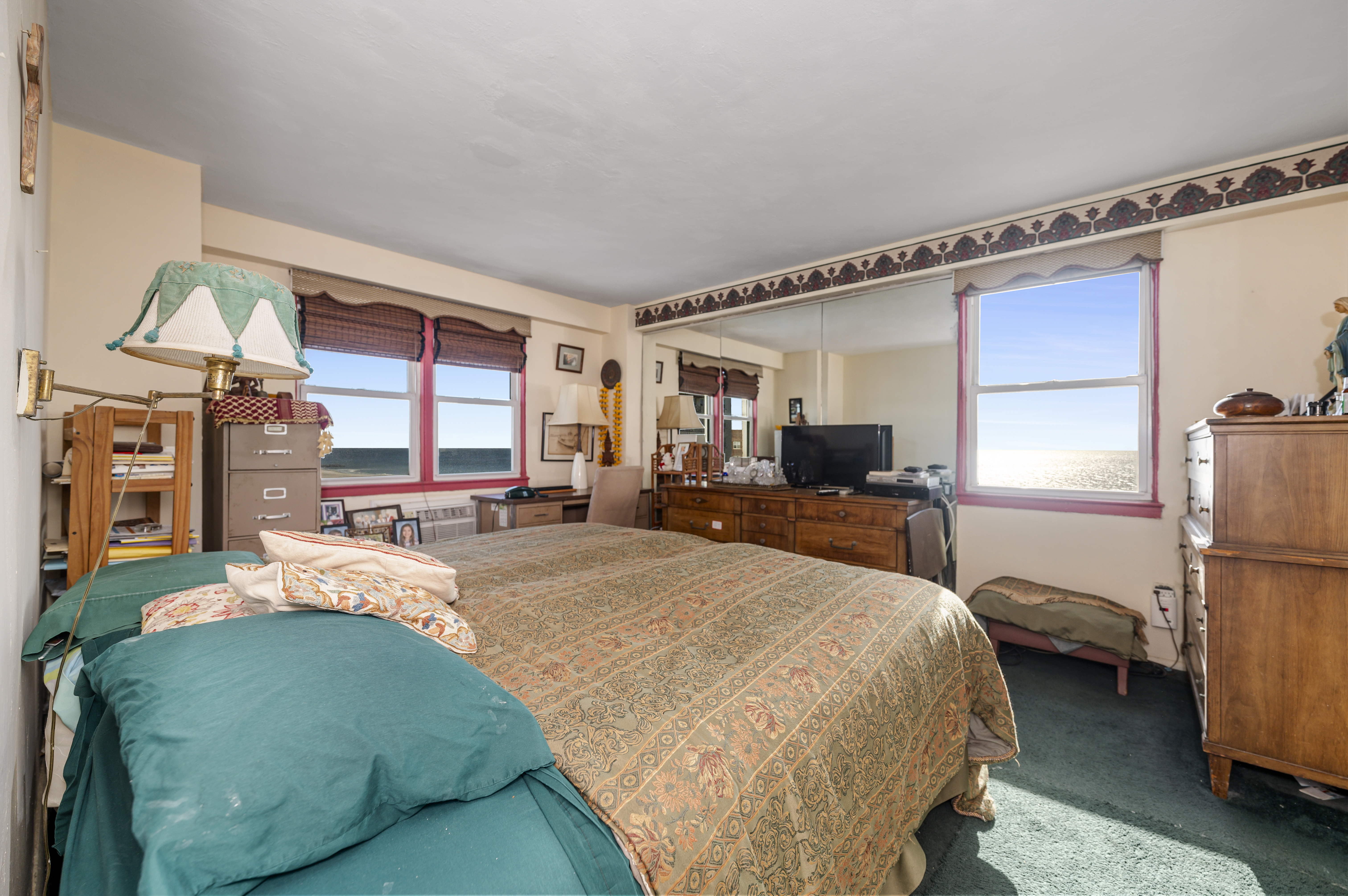 430 Shore Road Unit# 6D