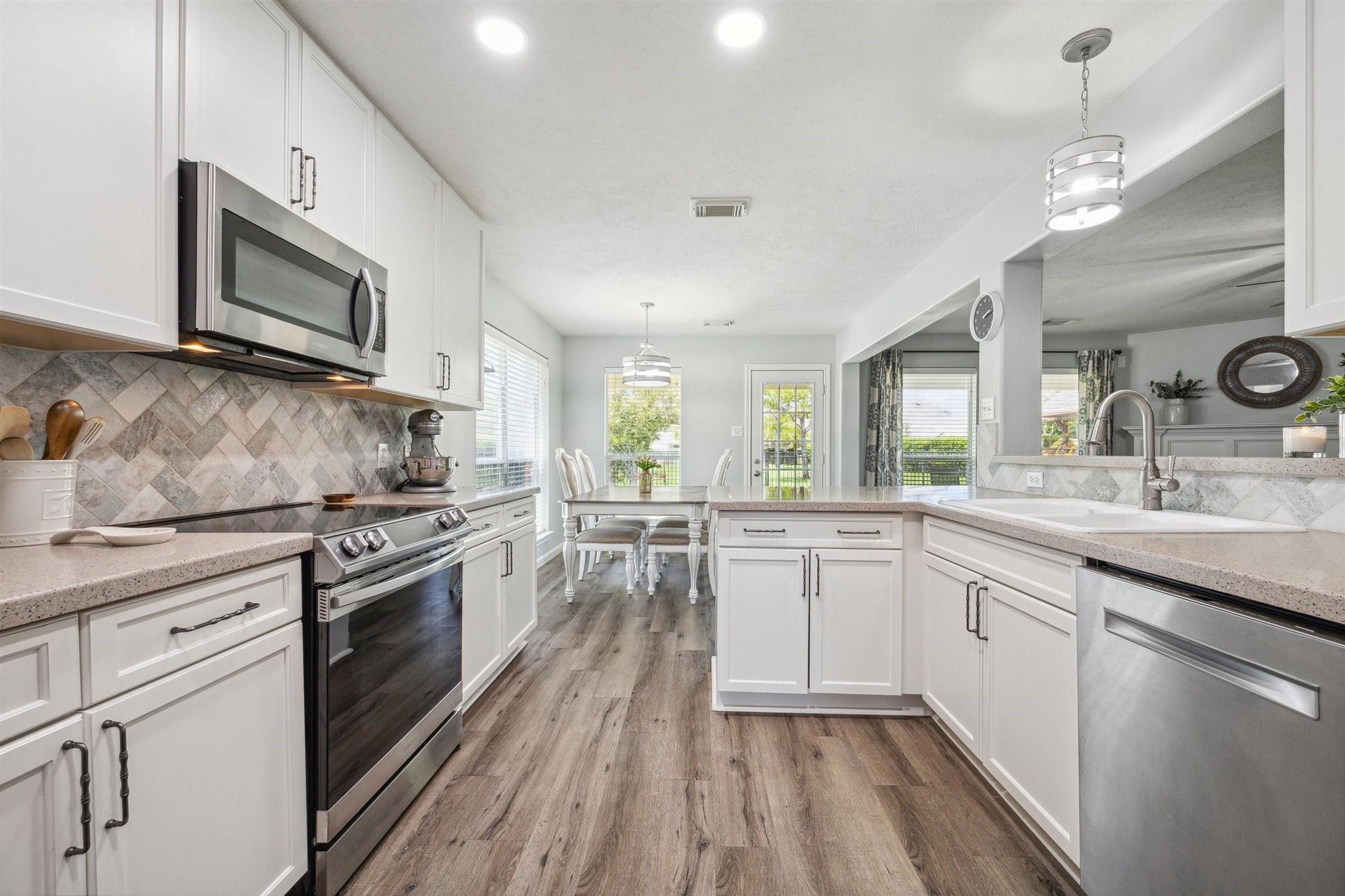 3006 Gardencrest Lane