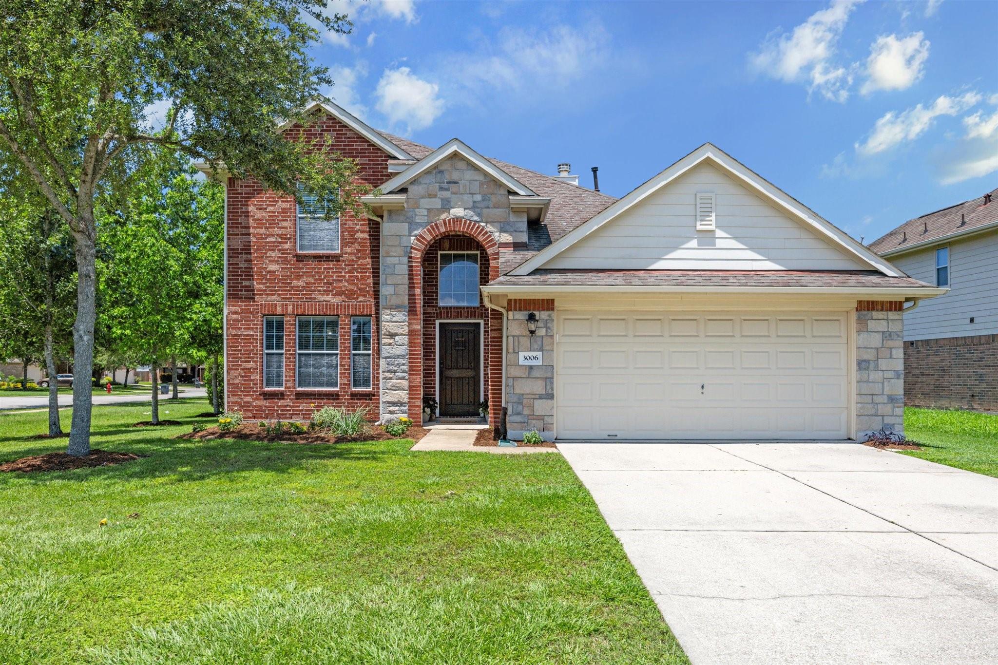 3006 Gardencrest Lane