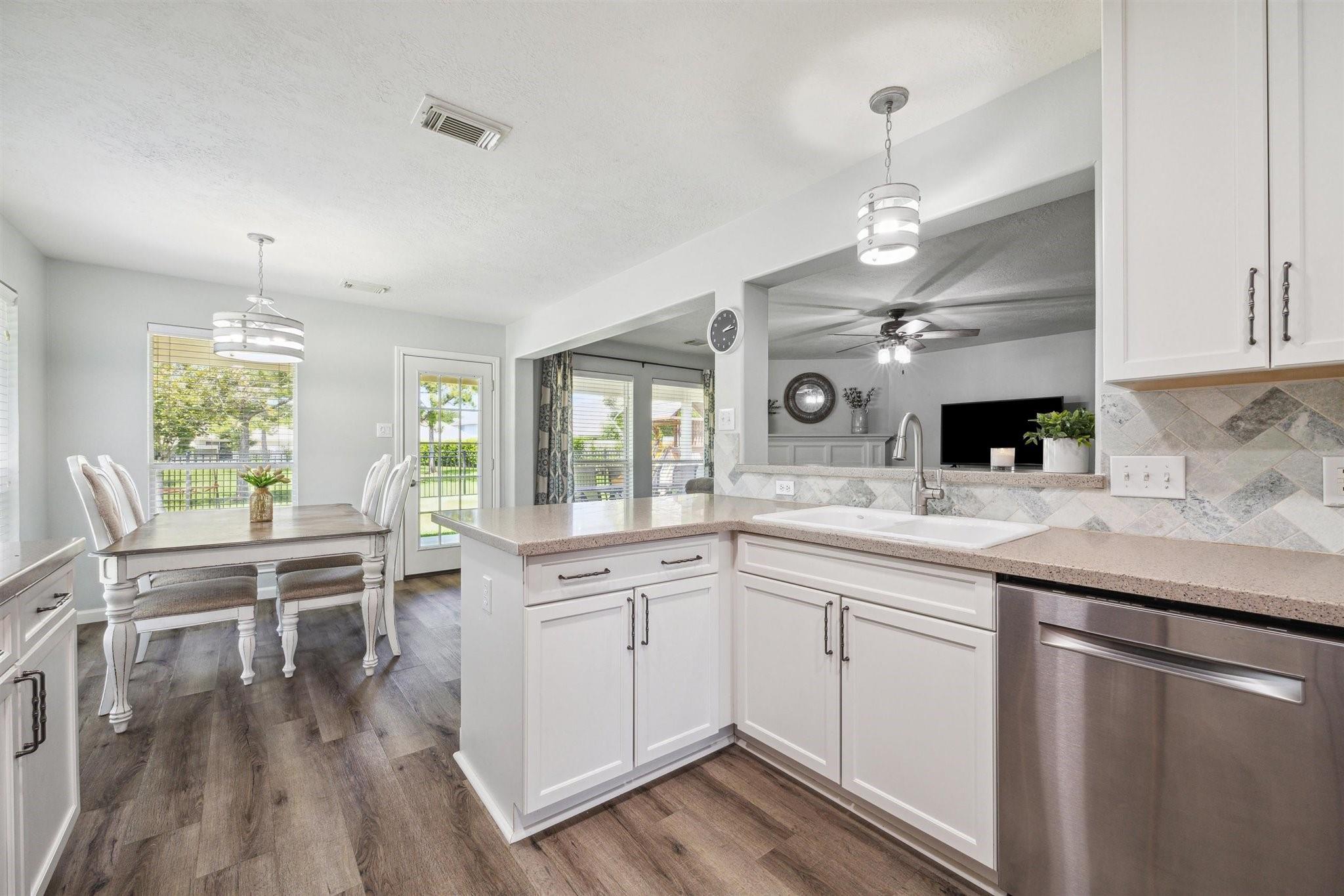 3006 Gardencrest Lane