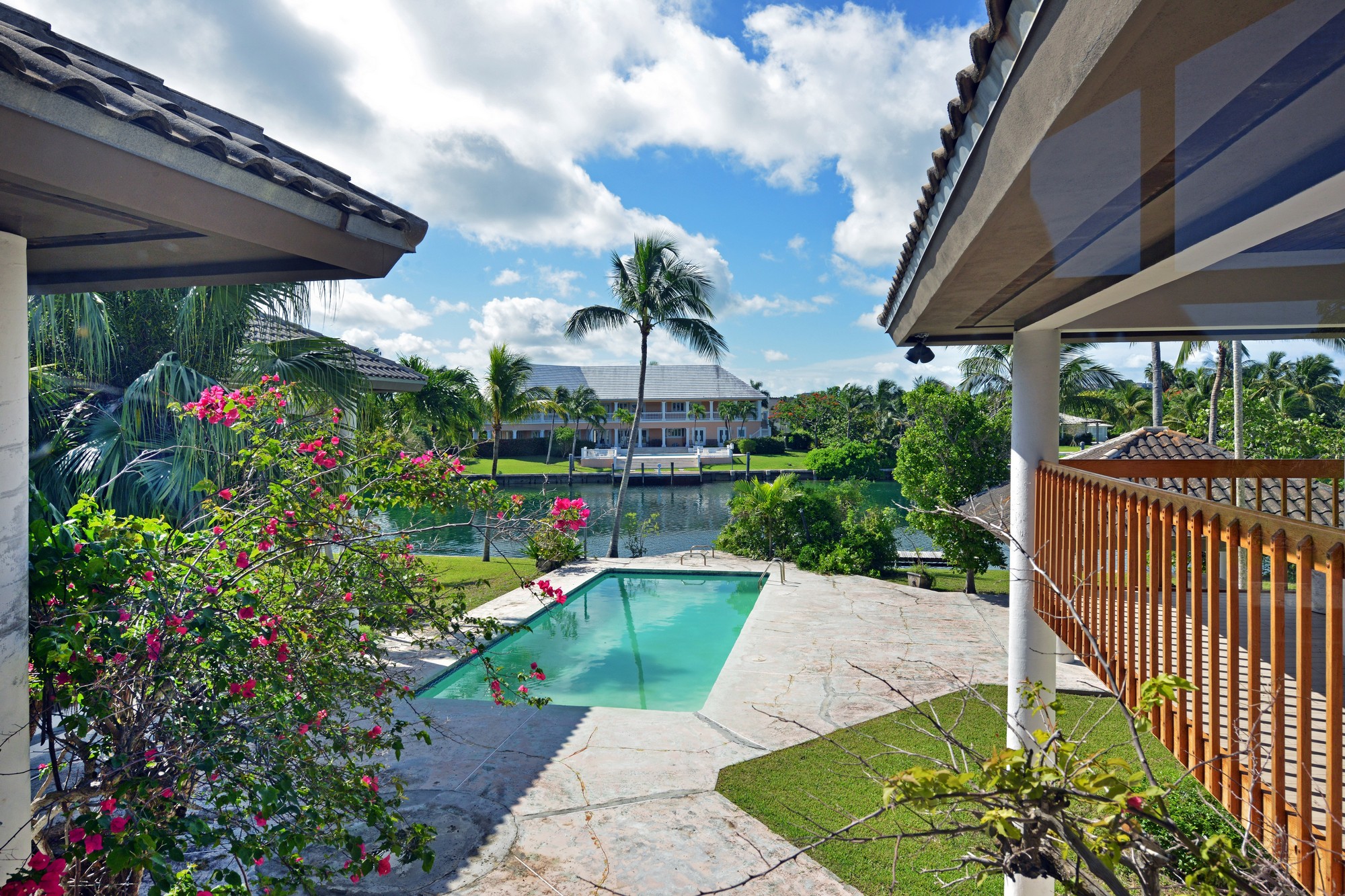 Edgewater House Lyford Cay