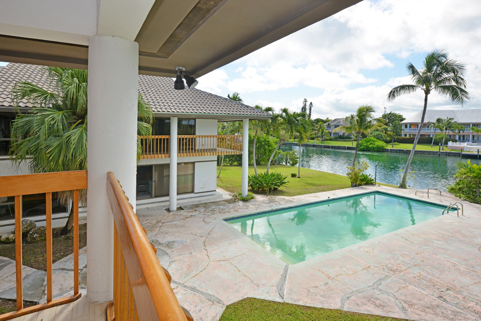 Edgewater House Lyford Cay