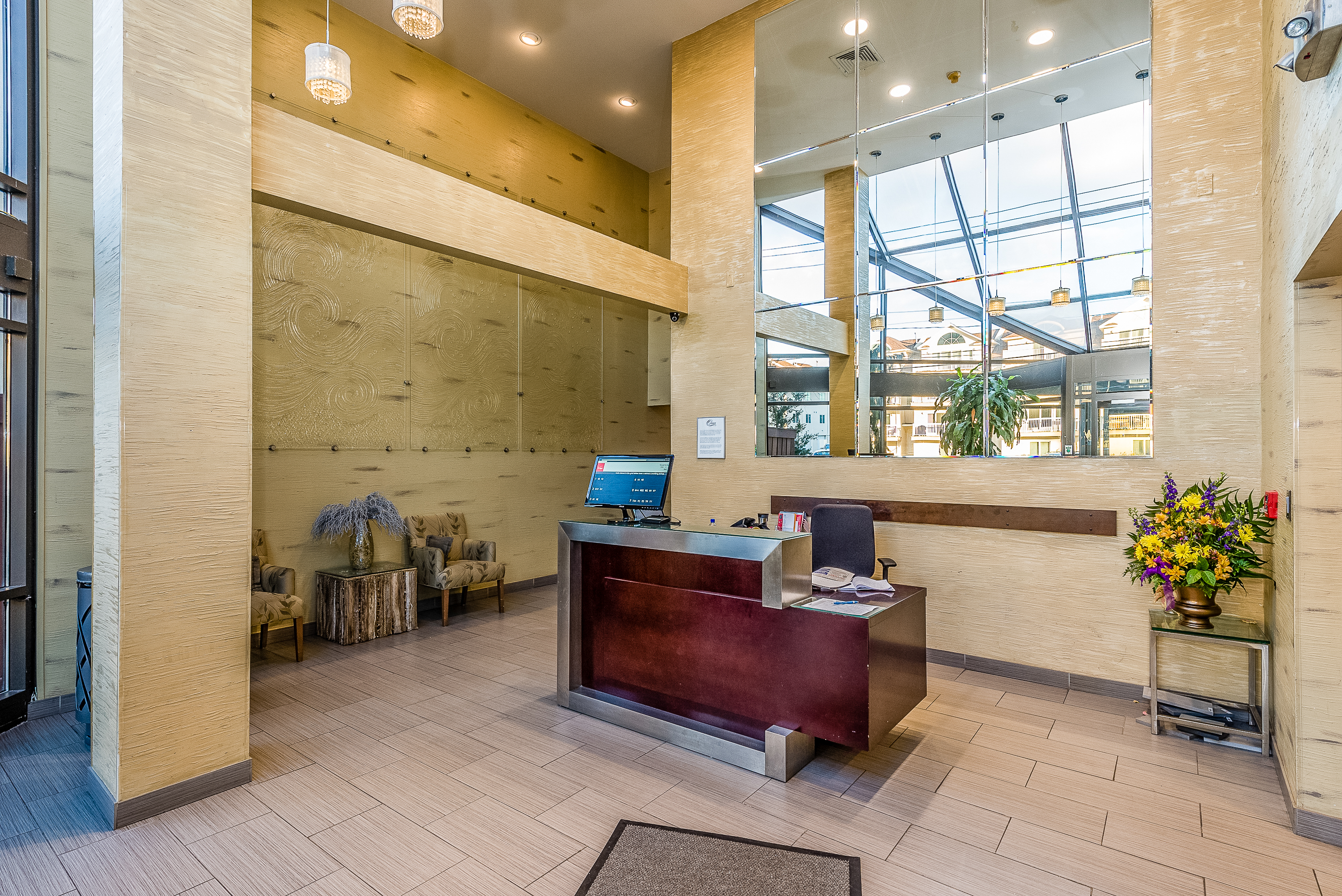 100 W Broadway Unit# 2B