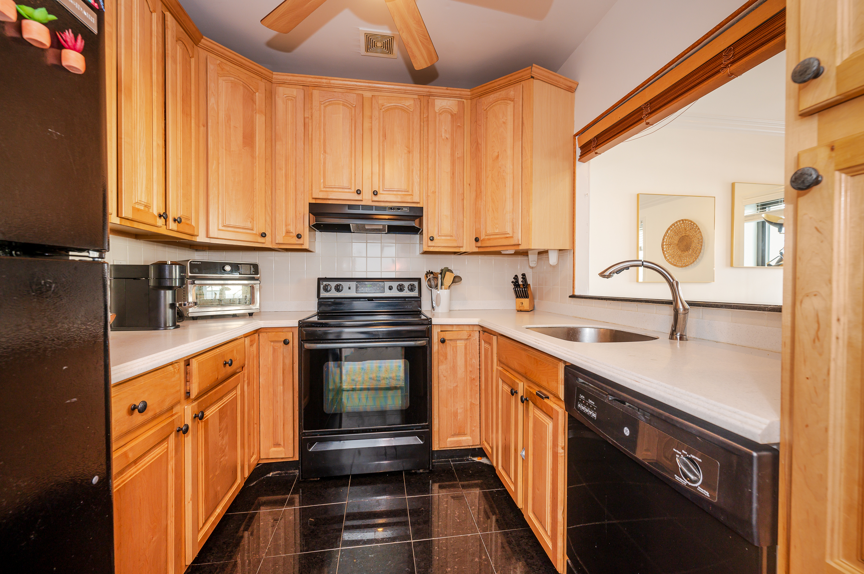 100 W Broadway Unit# 2B