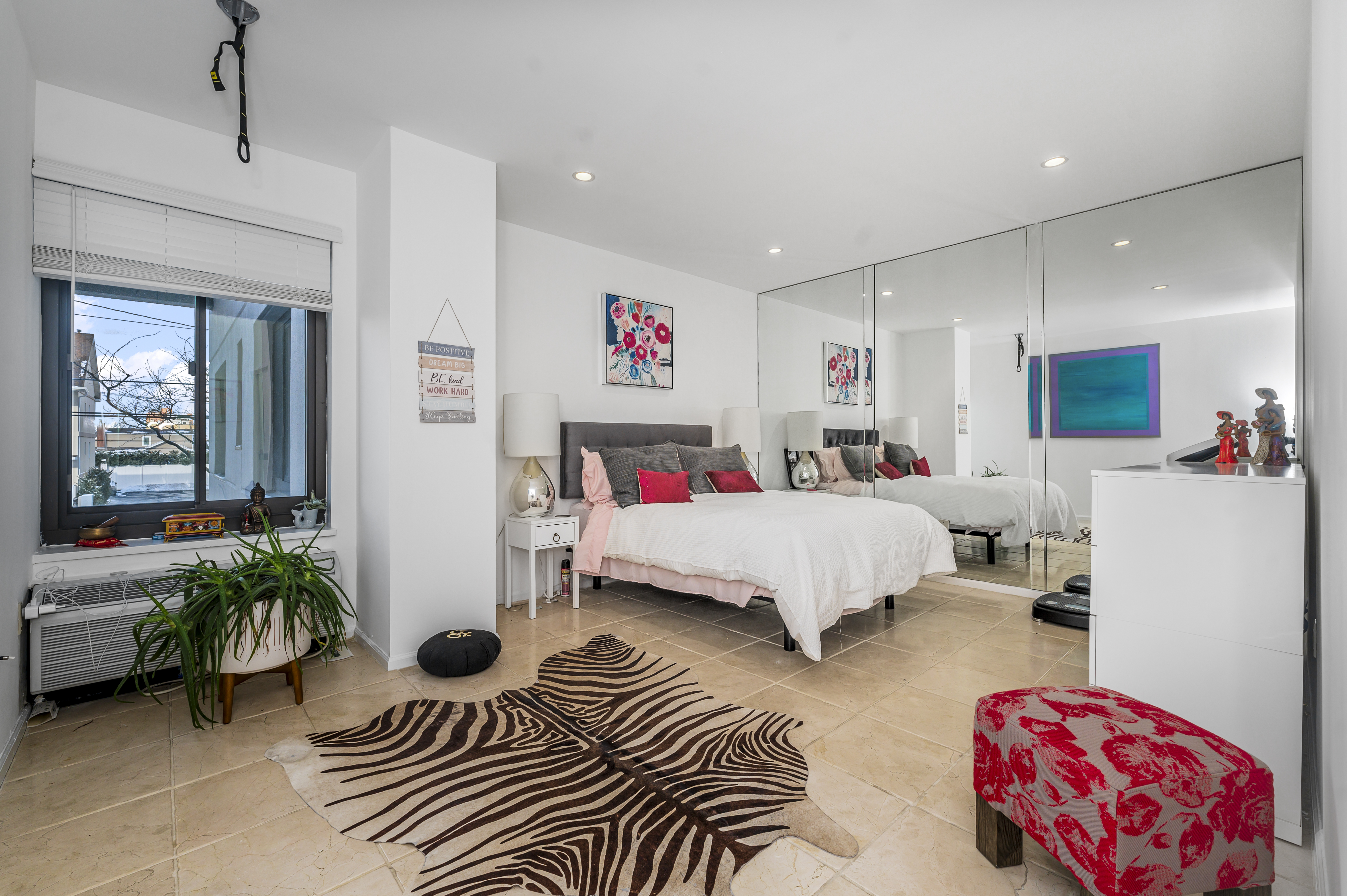 100 W Broadway Unit# 2B