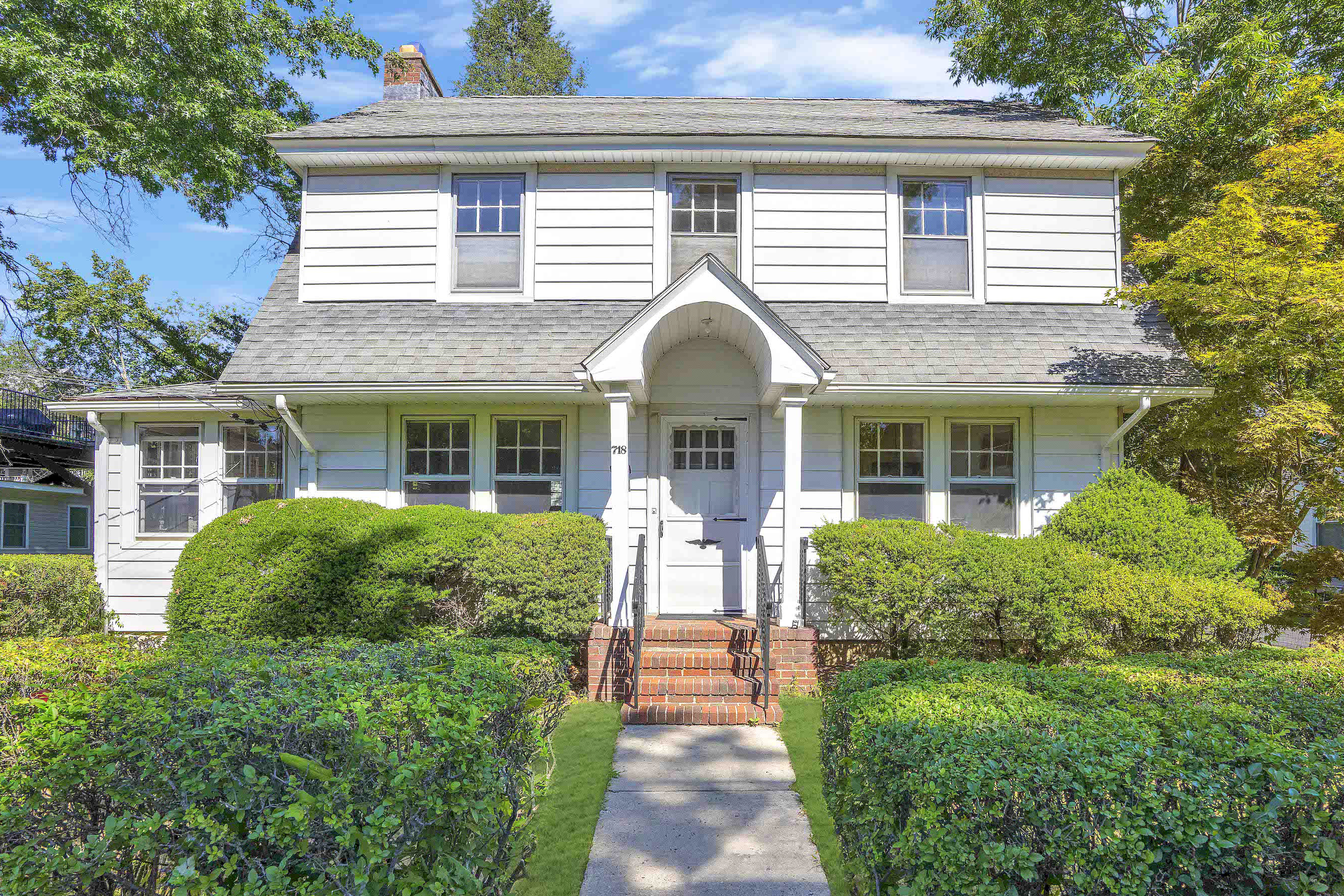 718 Jefferson Avenue