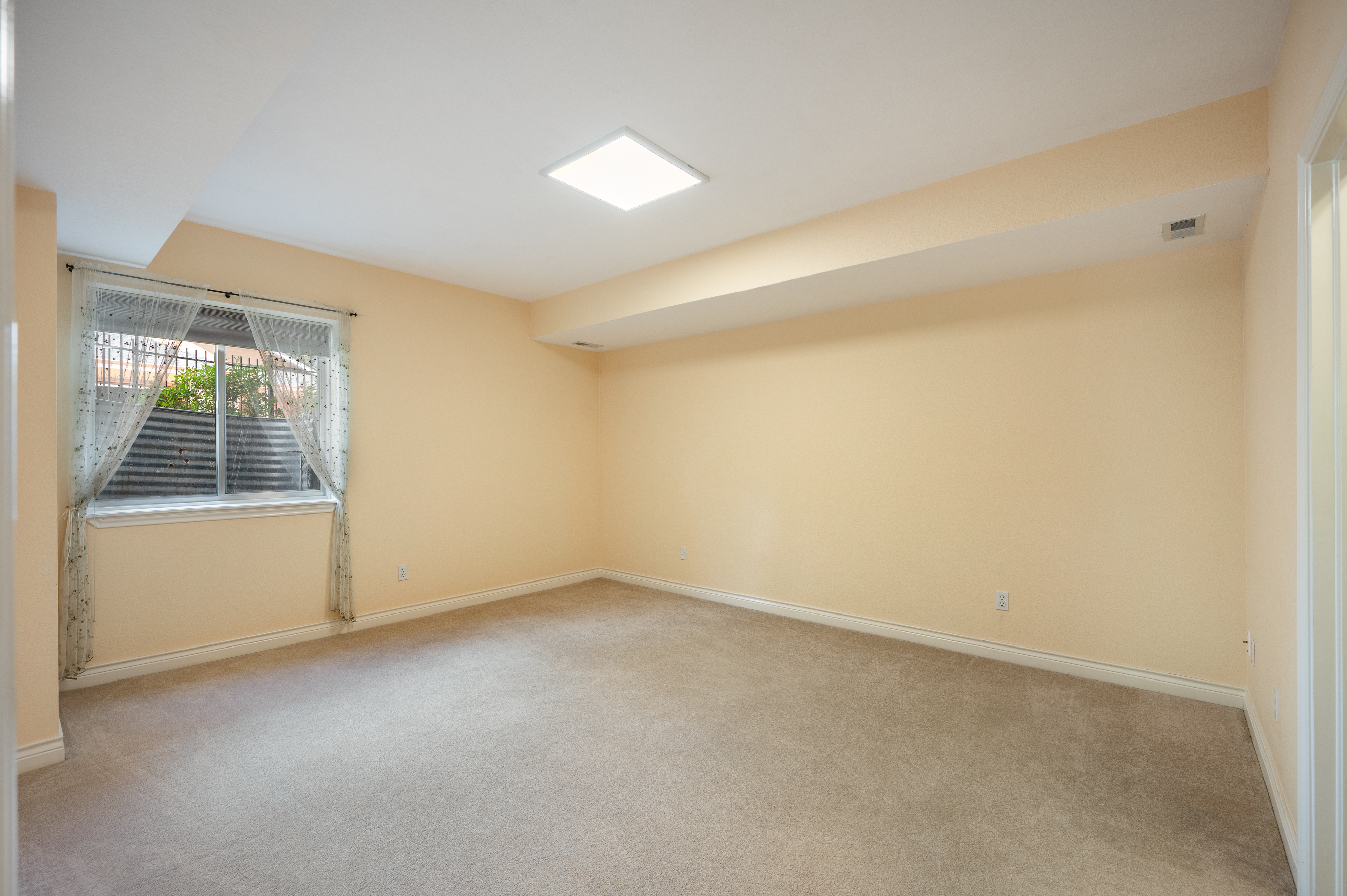 5950 S Camargo Way 