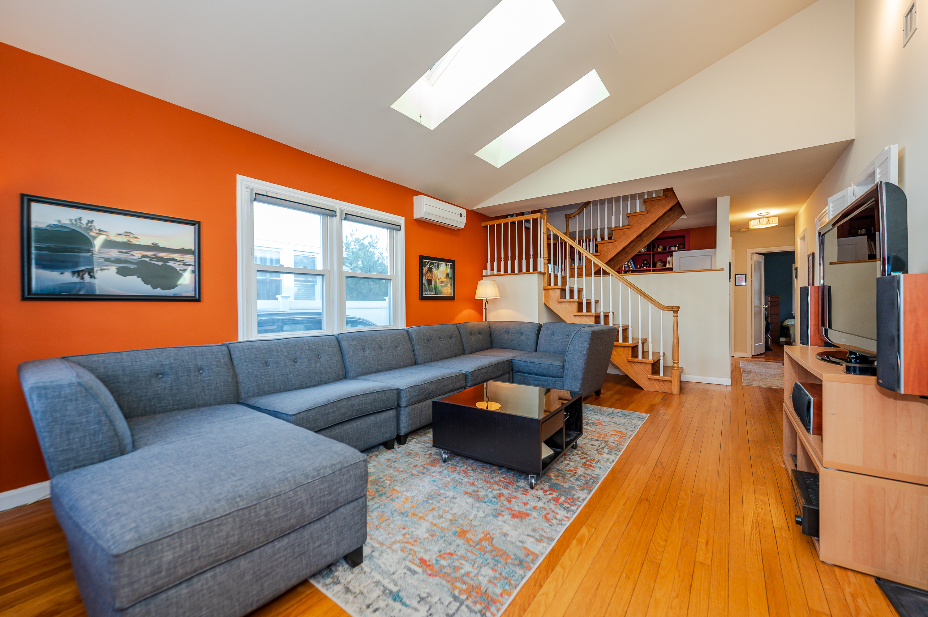 260 W Market Street 