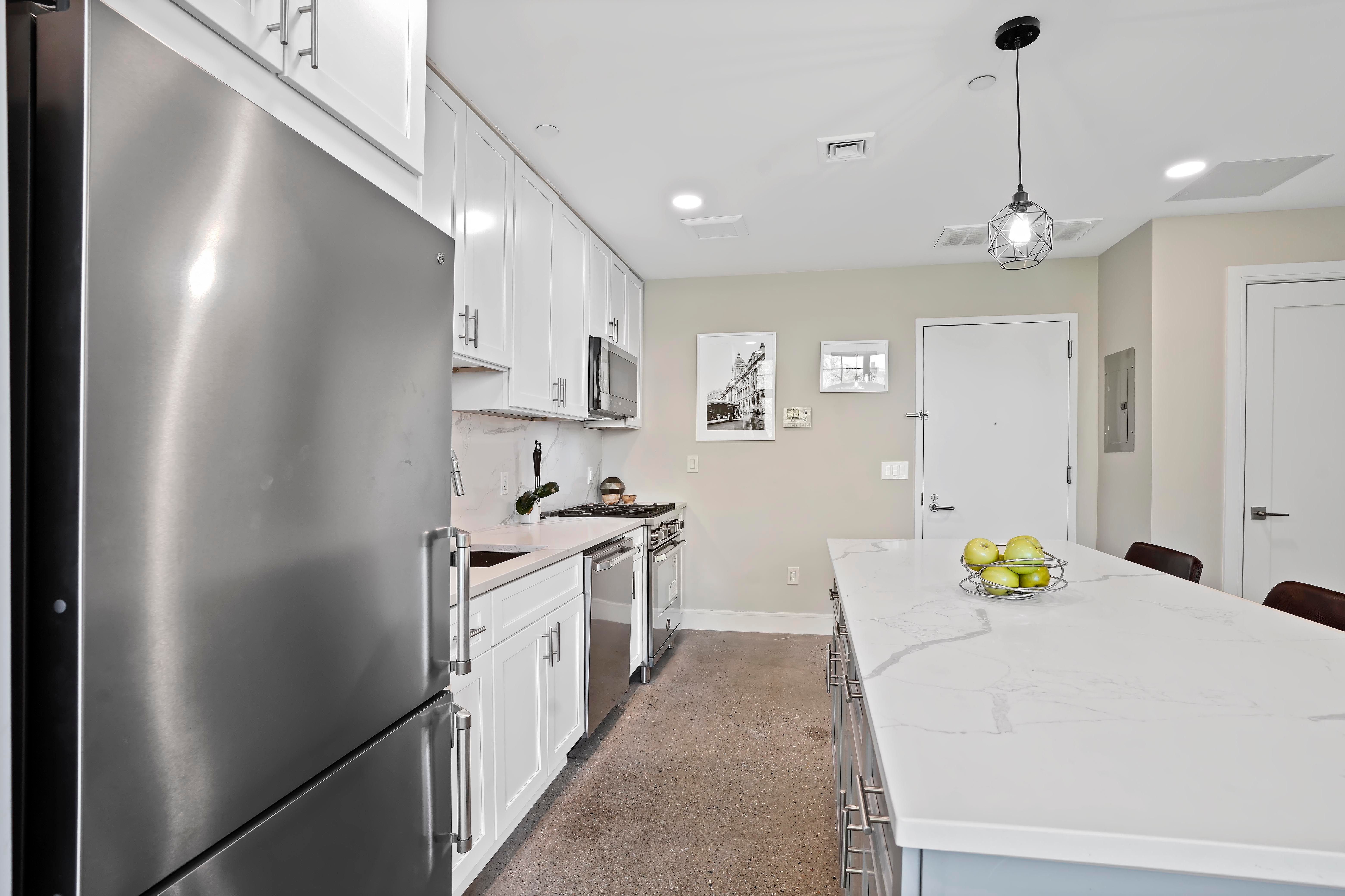 23 Bleecker St. 3-e 