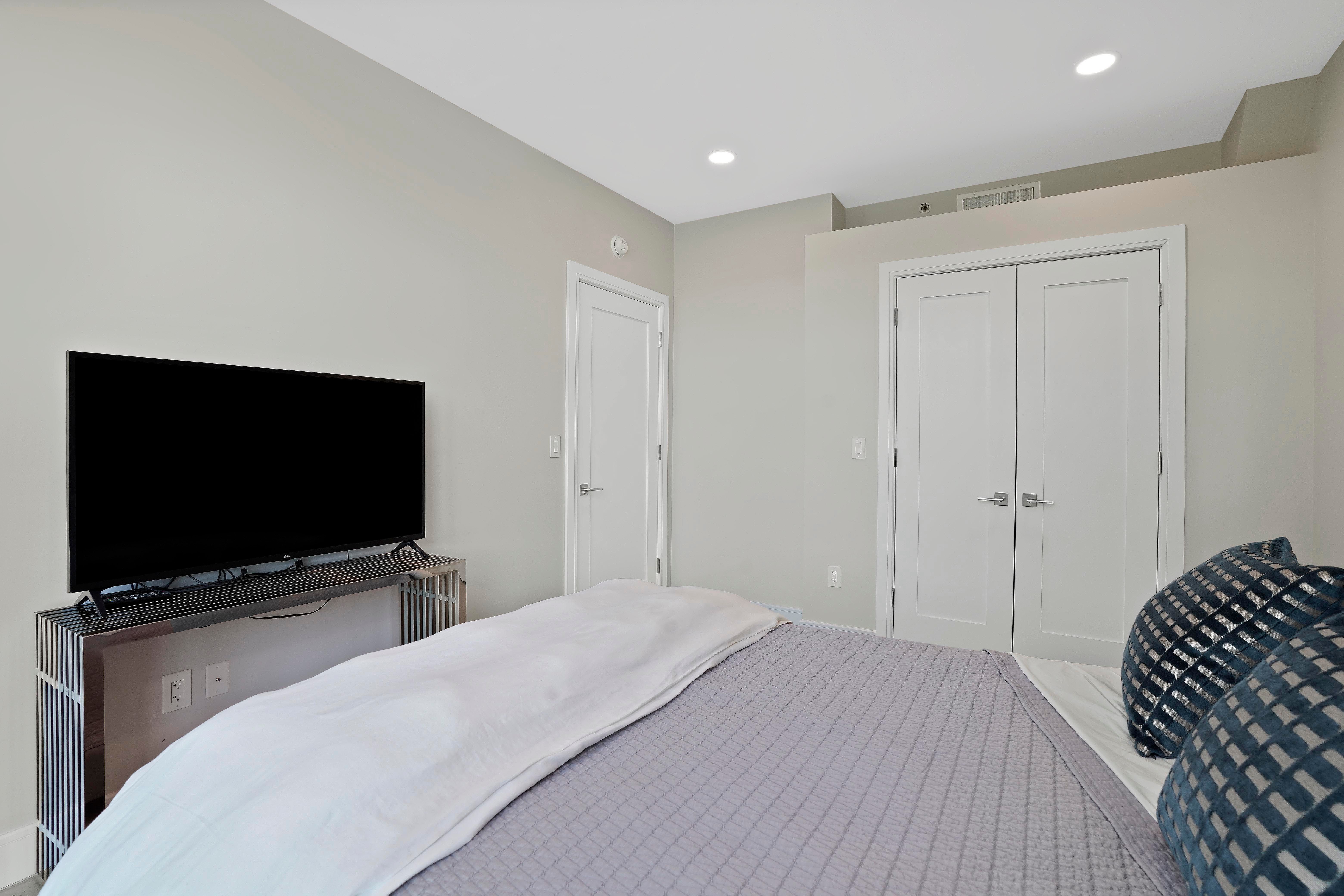 23 Bleecker St. 3-e 