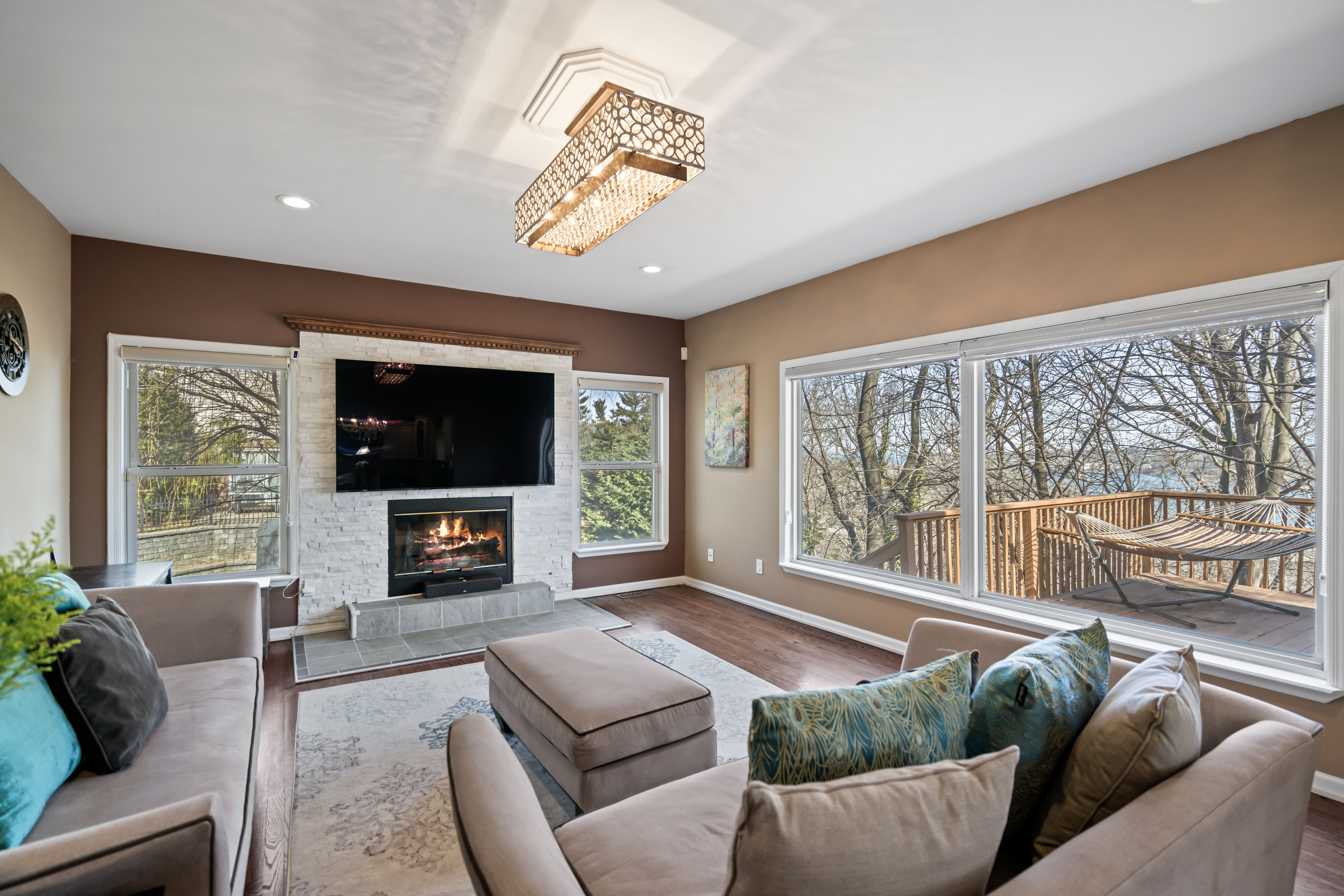 30 Pine Drive N 