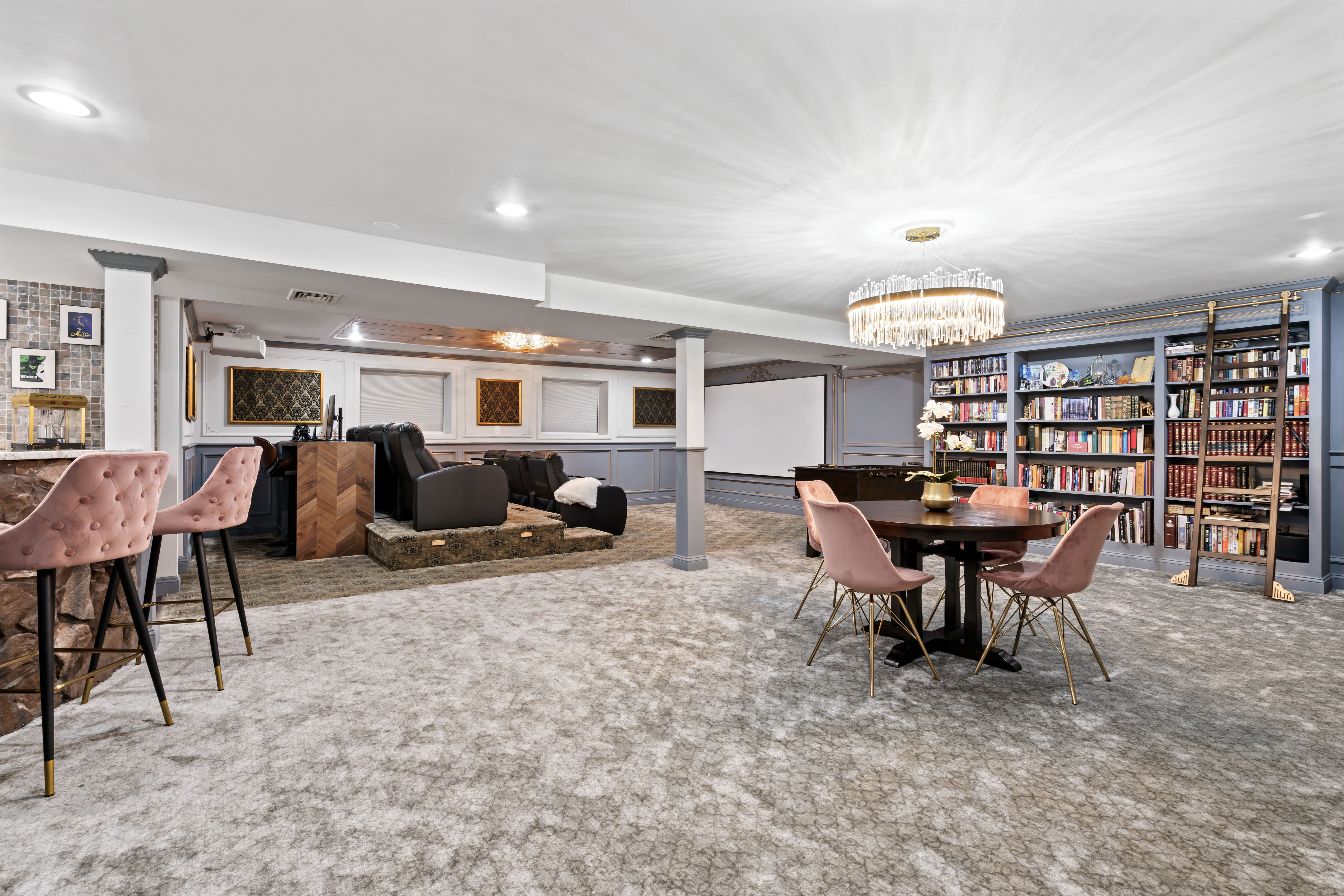 30 Pine Drive N 
