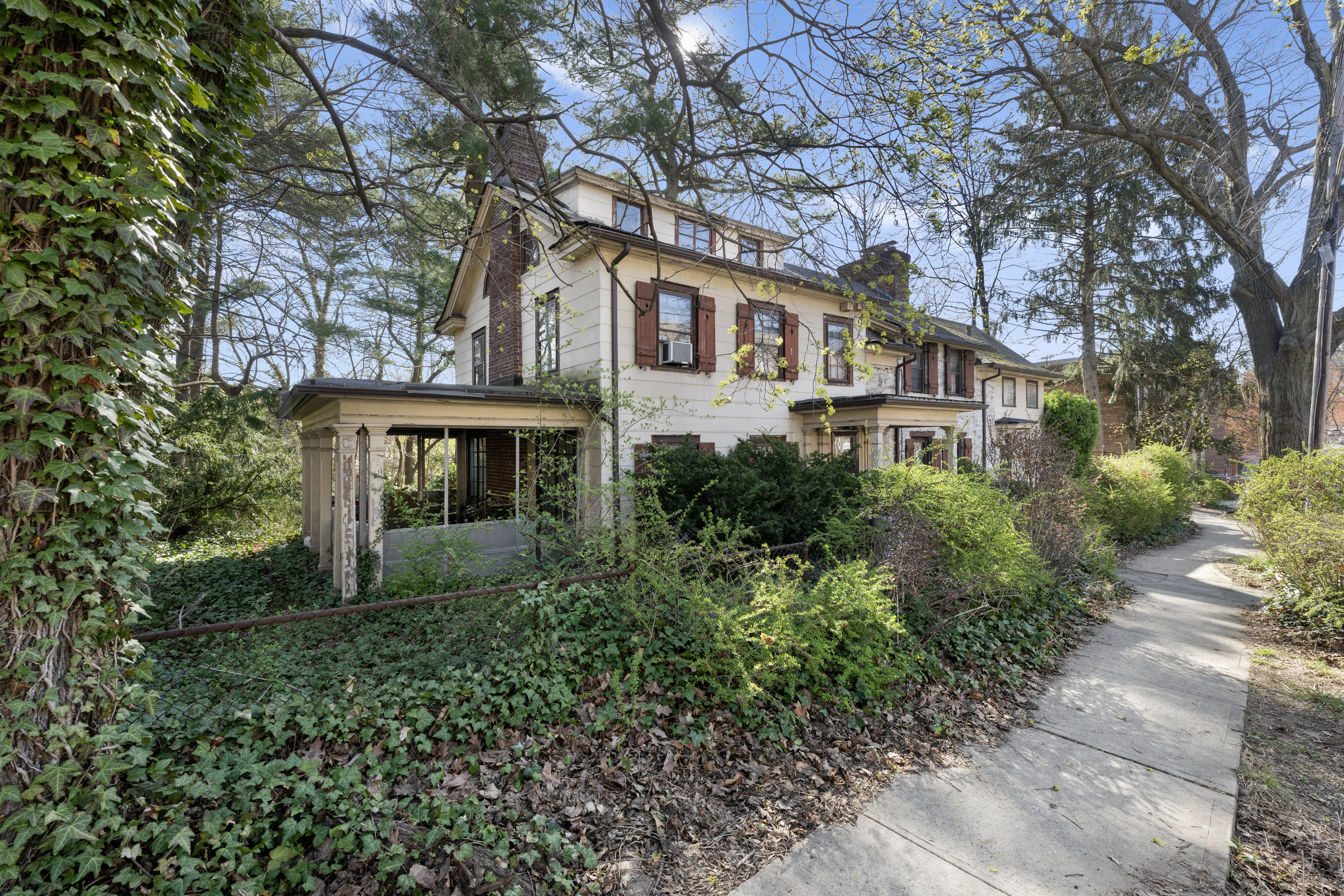 5122 Post Road