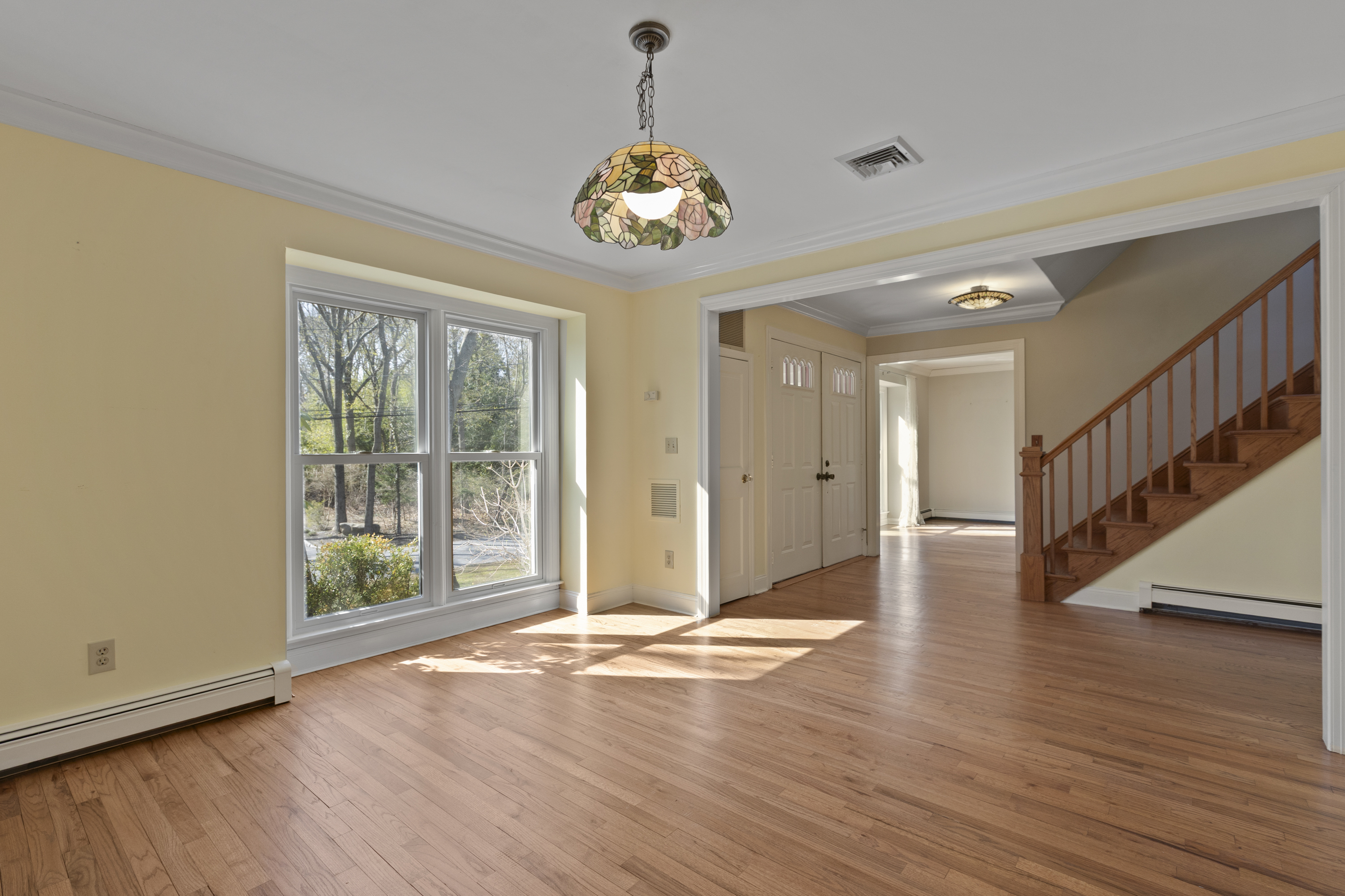 7 Locust Avenue 
